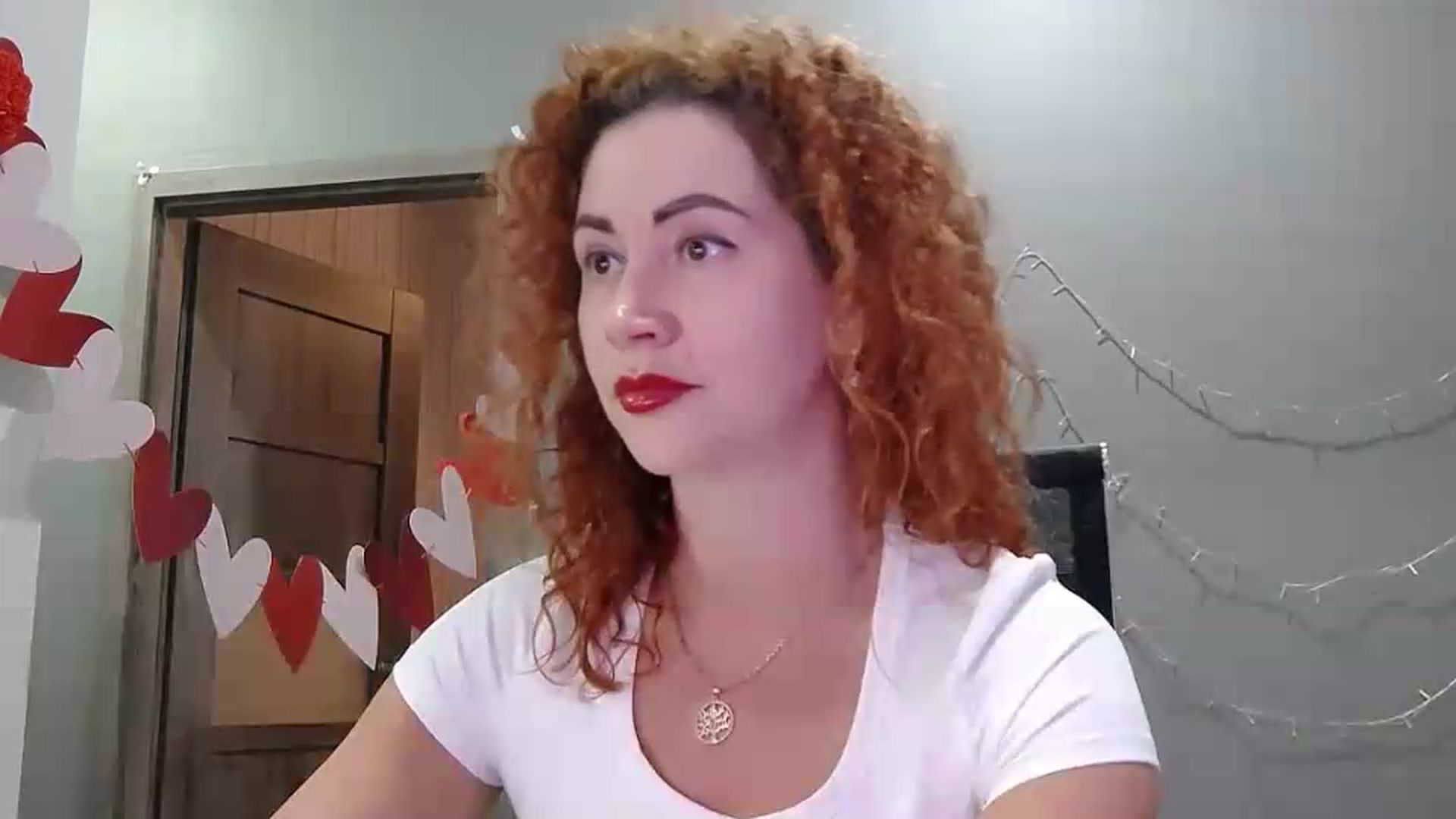 Gallery image thumbnail from XeniaMilf's myfreecams stream on, 06/04/2026, 15:43 image 16 of 20