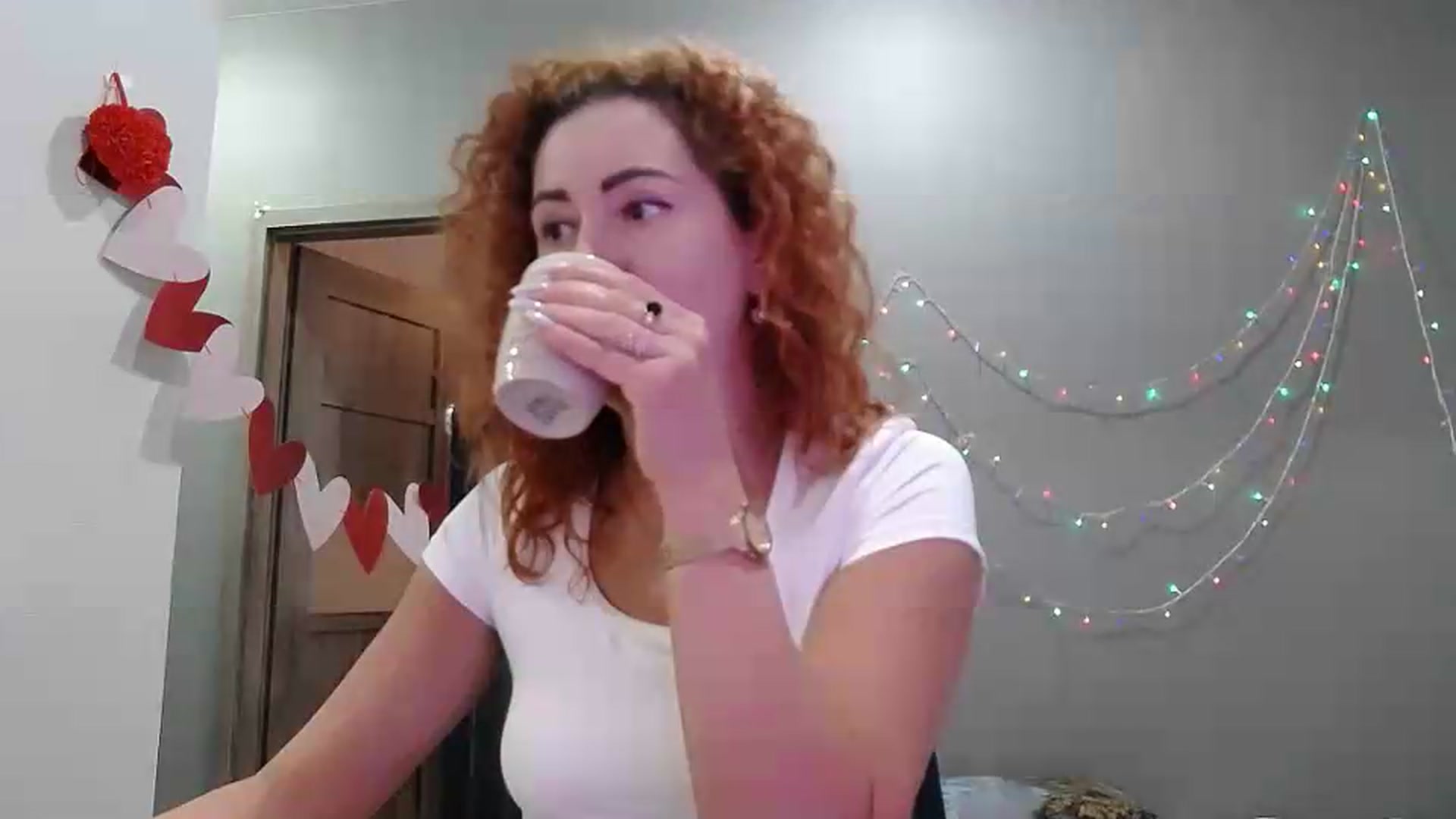 Gallery image thumbnail from XeniaMilf's myfreecams stream on, 06/04/2026, 15:43 image 5 of 20