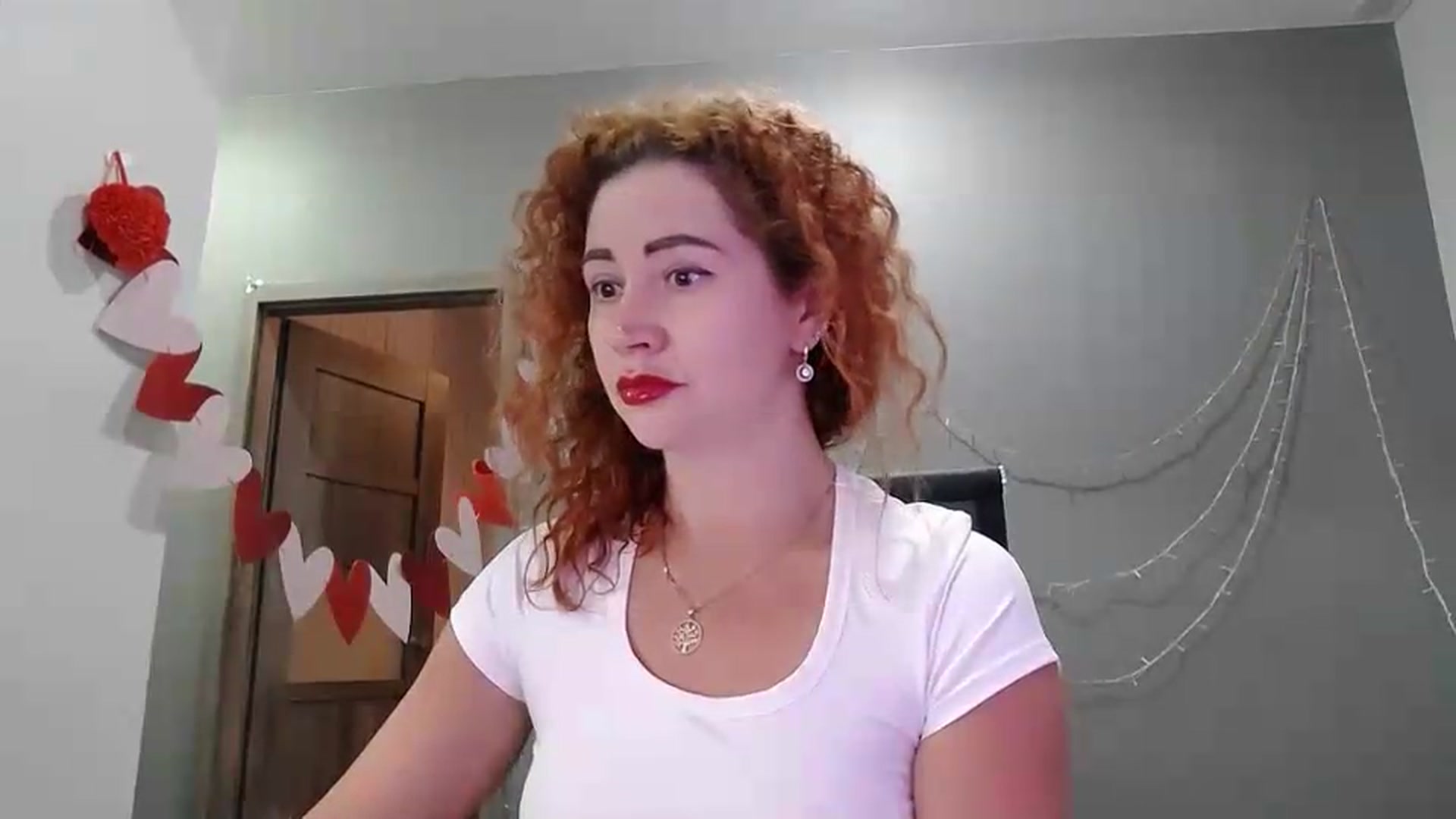Gallery image thumbnail from XeniaMilf's myfreecams stream on, 06/04/2026, 15:43 image 14 of 20