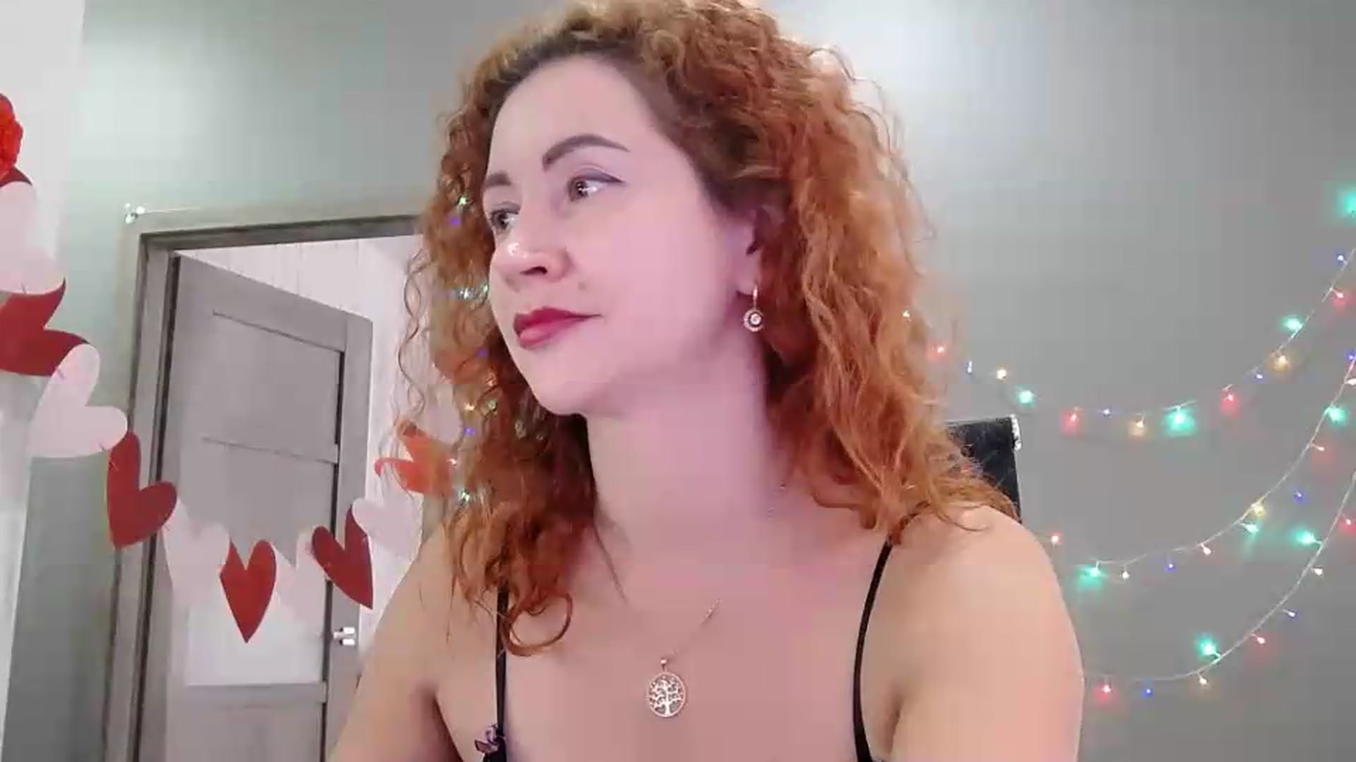 Gallery image thumbnail from XeniaMilf's myfreecams stream on, 06/11/2026, 15:27 image 7 of 20