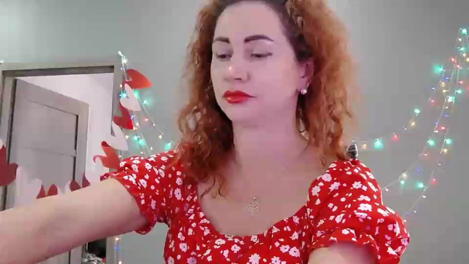 Gallery image thumbnail from XeniaMilf's myfreecams stream on, 06/21/2026, 15:54 image 1 of 20