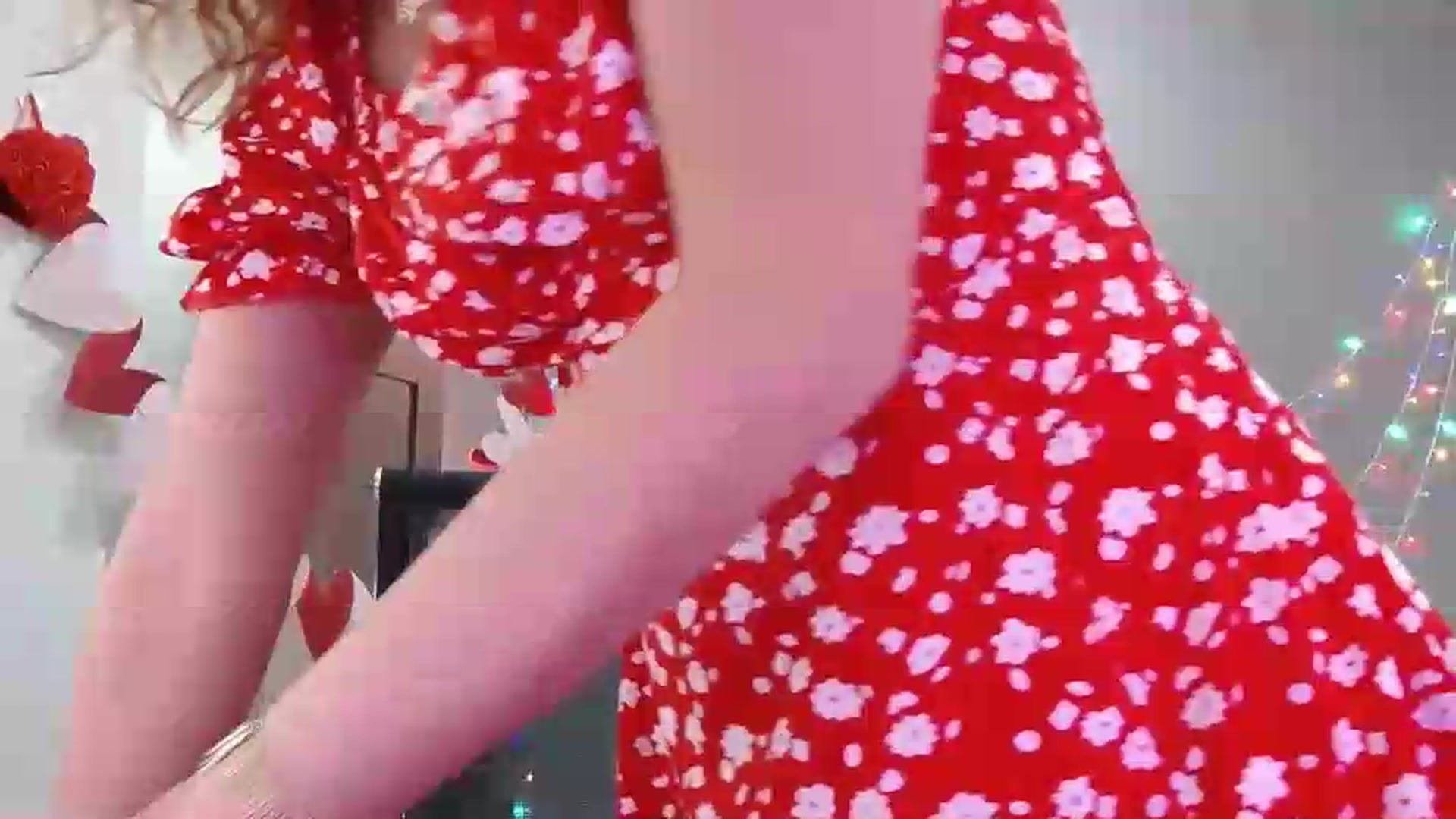 Gallery image thumbnail from XeniaMilf's myfreecams stream on, 06/21/2026, 15:54 image 15 of 20