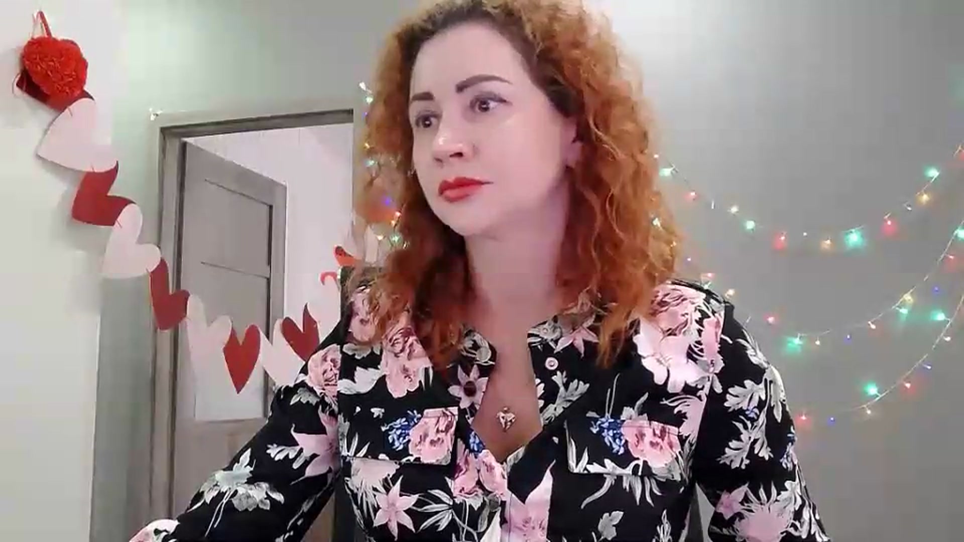 Gallery image thumbnail from XeniaMilf's myfreecams stream on, 06/25/2026, 12:03 image 5 of 20