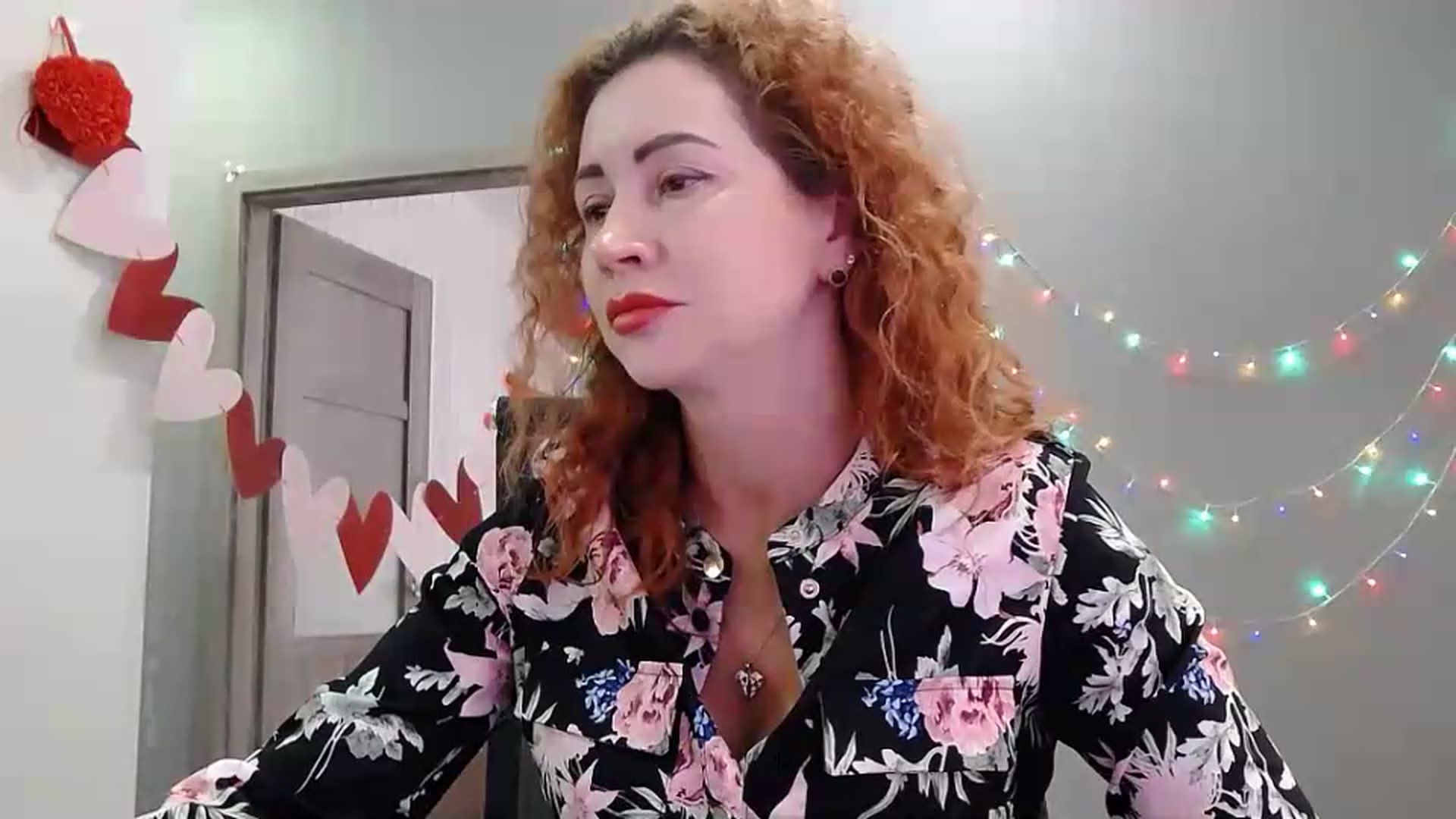 Gallery image thumbnail from XeniaMilf's myfreecams stream on, 06/25/2026, 12:03 image 6 of 20