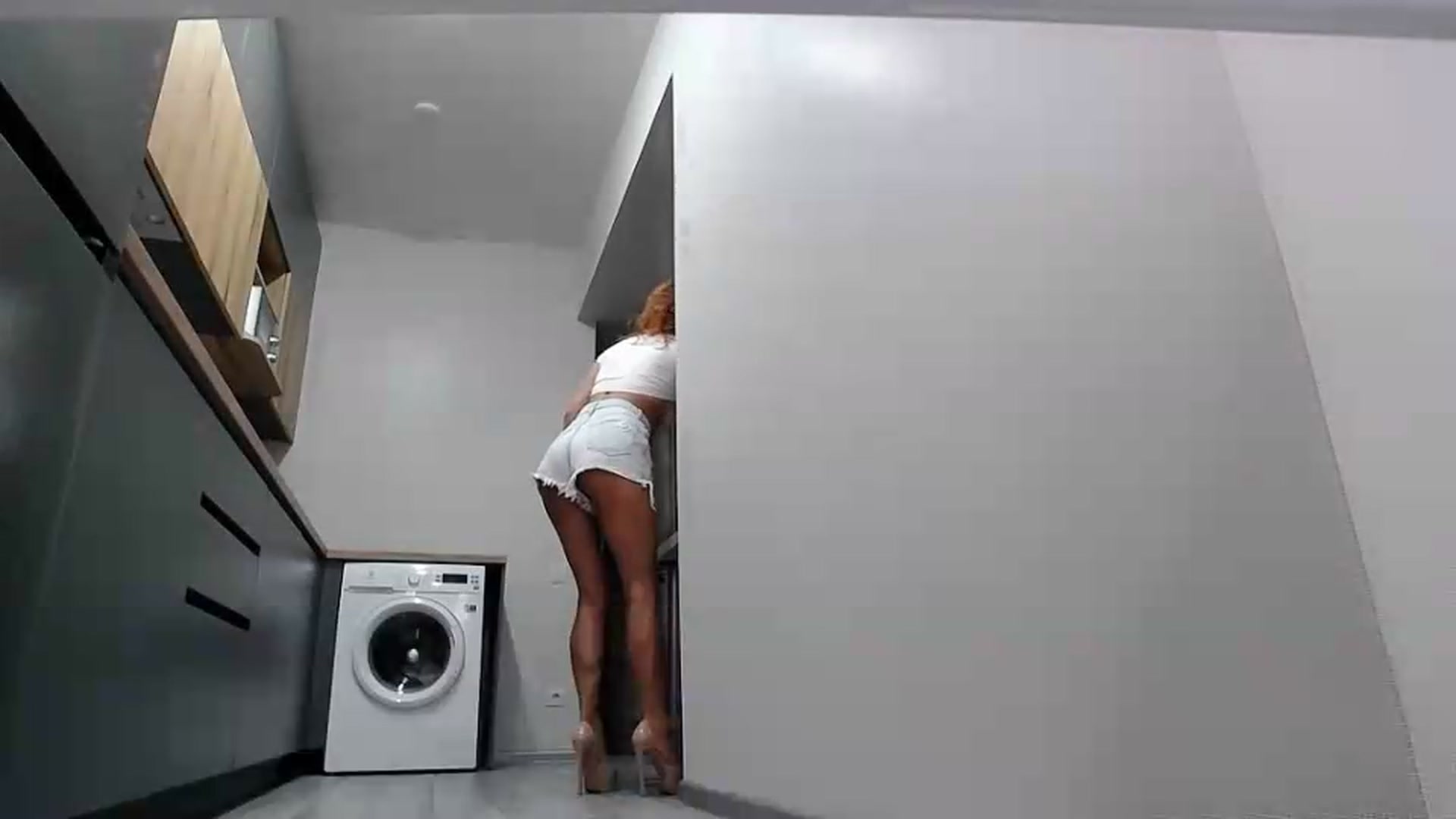 Gallery image thumbnail from XeniaMilf's myfreecams stream on, 06/25/2026, 13:55 image 3 of 20
