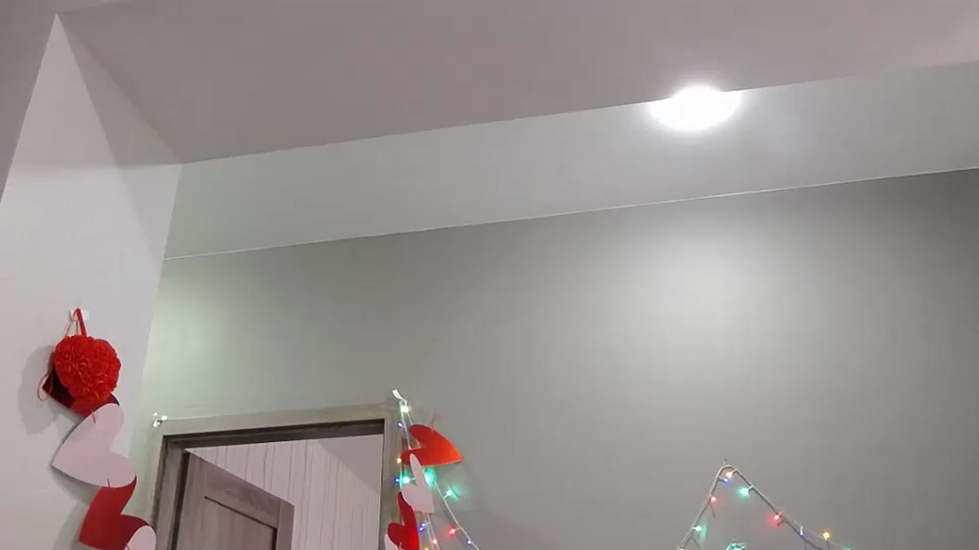 Gallery image thumbnail from XeniaMilf's myfreecams stream on, 06/29/2026, 15:01 image 14 of 20