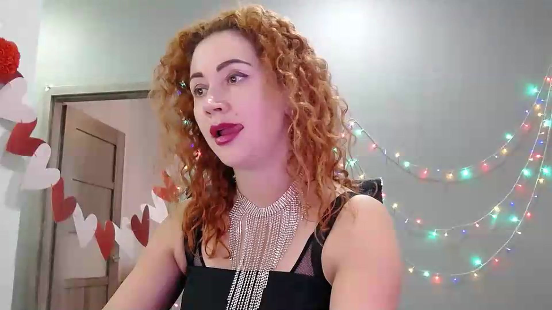 Gallery image thumbnail from XeniaMilf's myfreecams stream on, 07/06/2026, 16:25 image 7 of 20