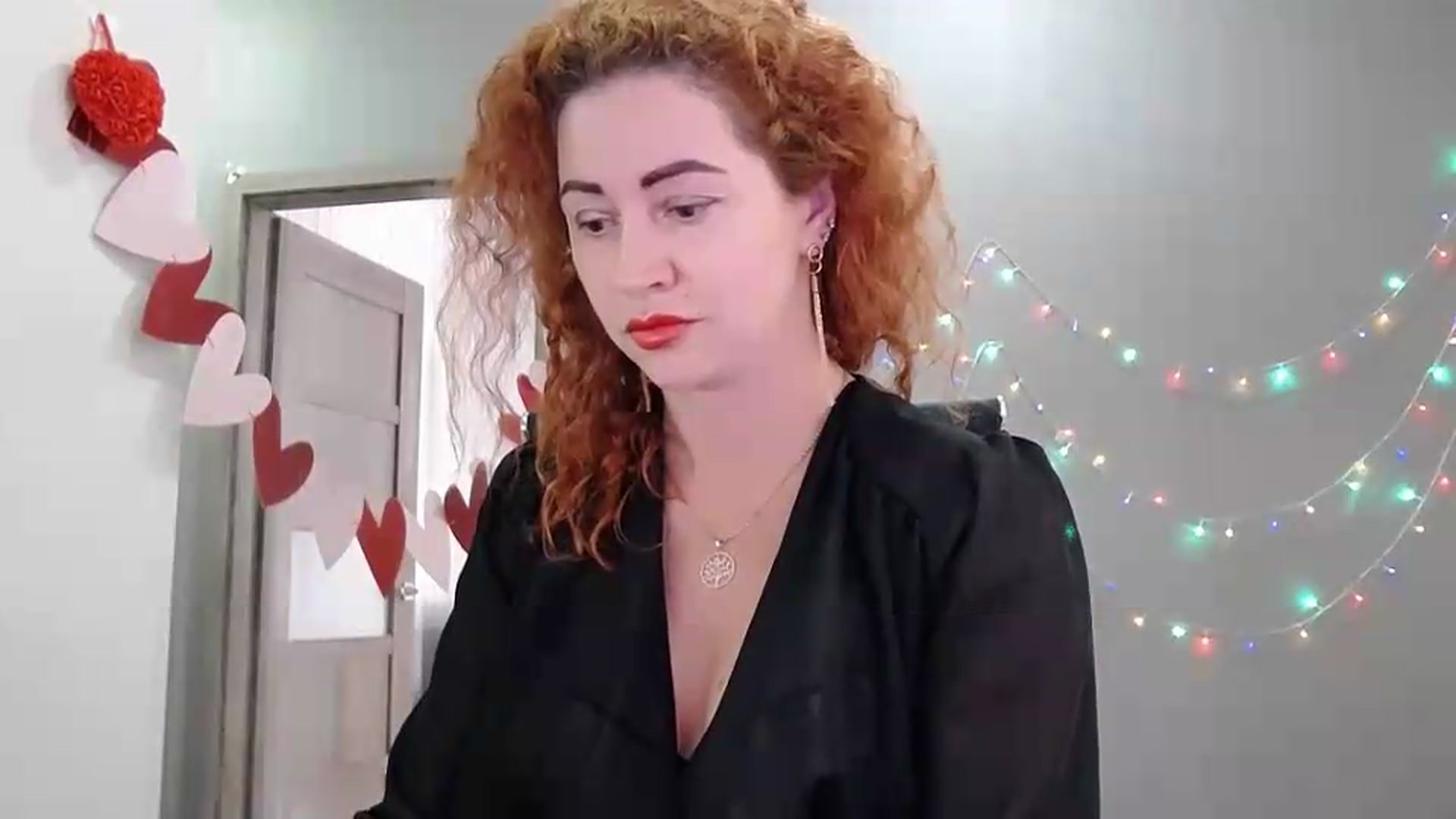 Gallery image thumbnail from XeniaMilf's myfreecams stream on, 07/11/2026, 11:57 image 10 of 20