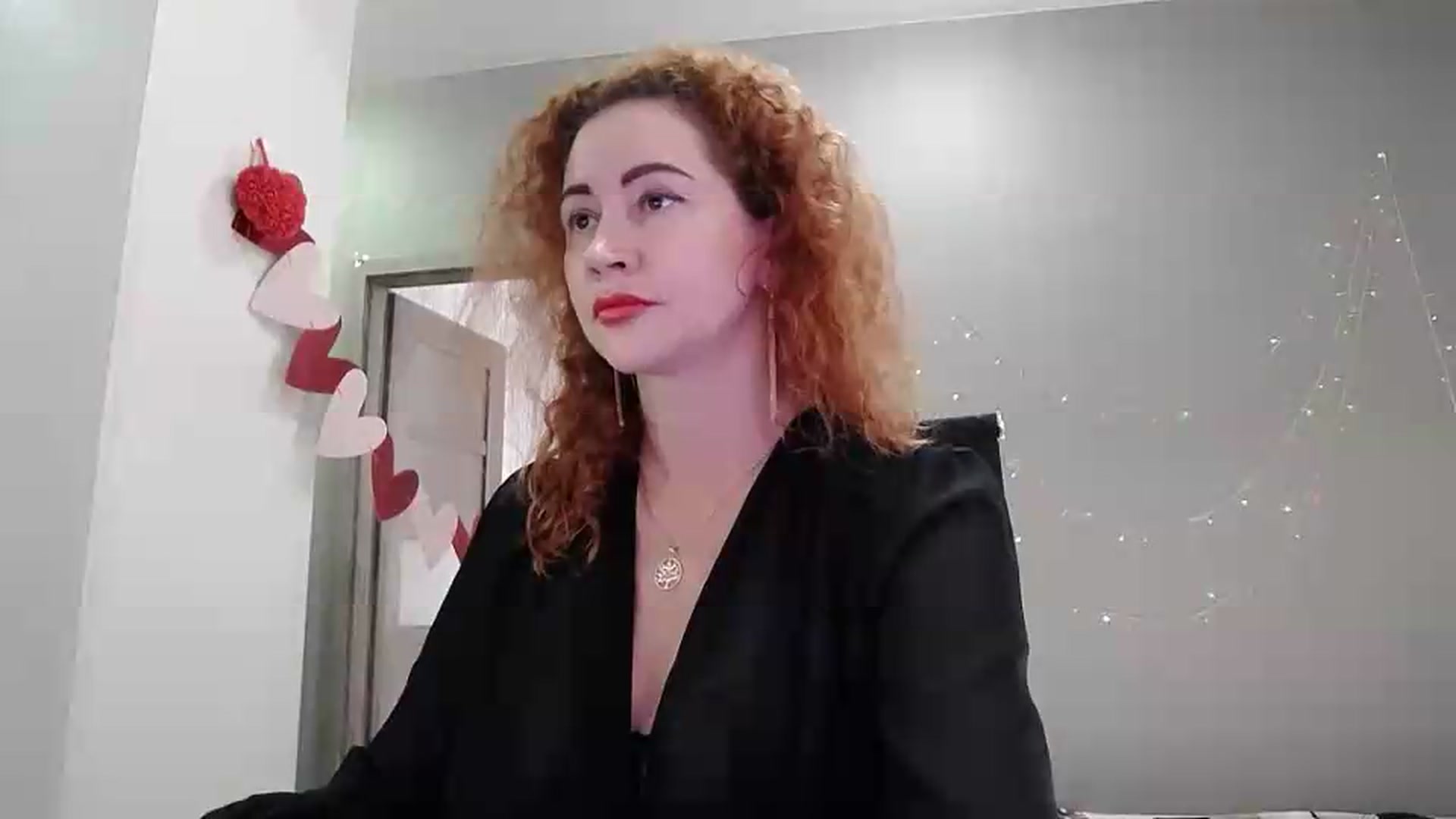 Gallery image thumbnail from XeniaMilf's myfreecams stream on, 07/11/2026, 13:29 image 17 of 20