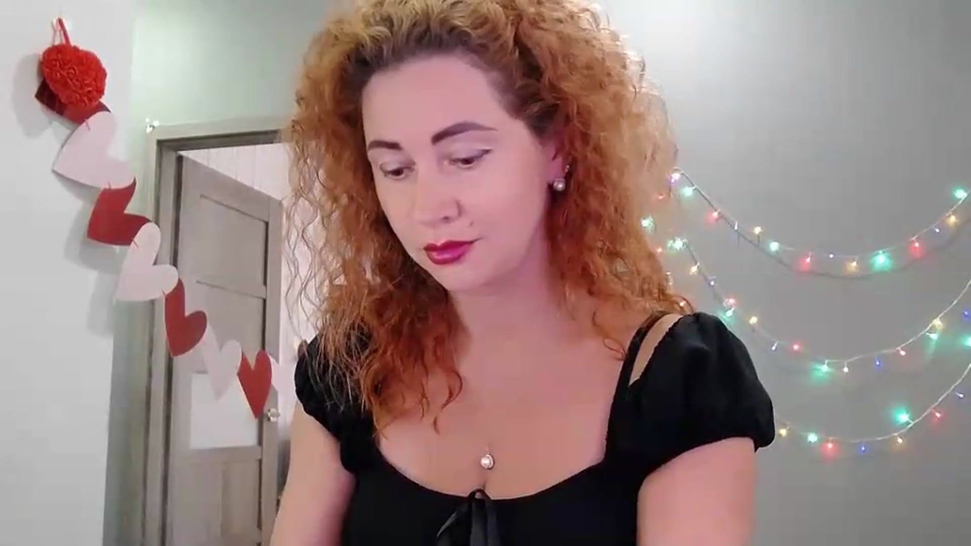 Gallery image thumbnail from XeniaMilf's myfreecams stream on, 07/22/2026, 14:52 image 18 of 20