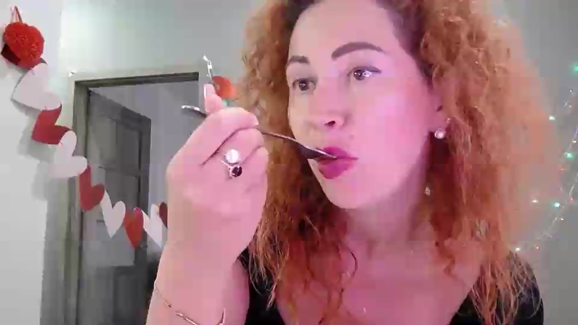 Gallery image thumbnail from XeniaMilf's myfreecams stream on, 07/22/2026, 16:19 image 1 of 20