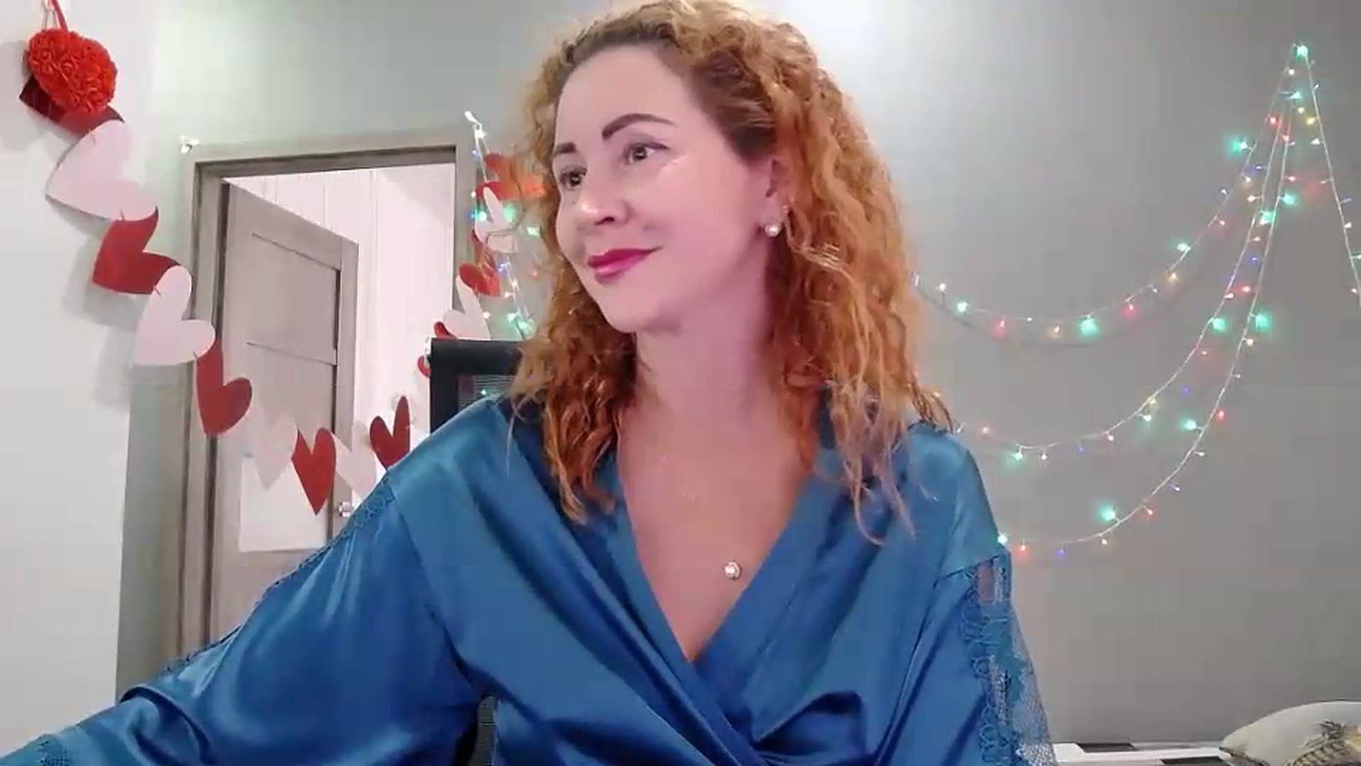 Gallery image thumbnail from XeniaMilf's myfreecams stream on, 07/26/2026, 15:41 image 3 of 20