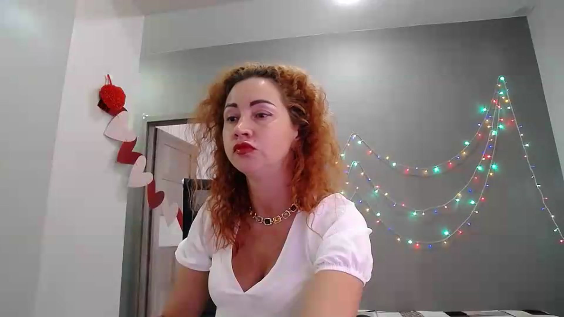 Gallery image thumbnail from XeniaMilf's myfreecams stream on, 07/27/2026, 15:56 image 3 of 20