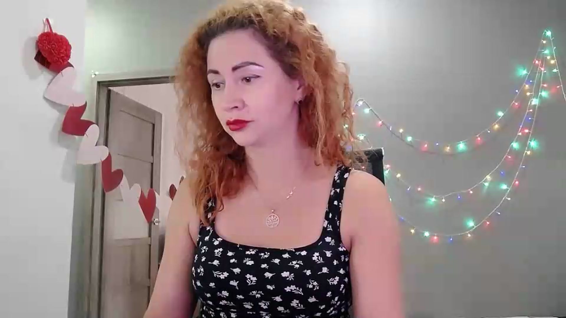 Gallery image thumbnail from XeniaMilf's myfreecams stream on, 07/28/2026, 15:14 image 18 of 20