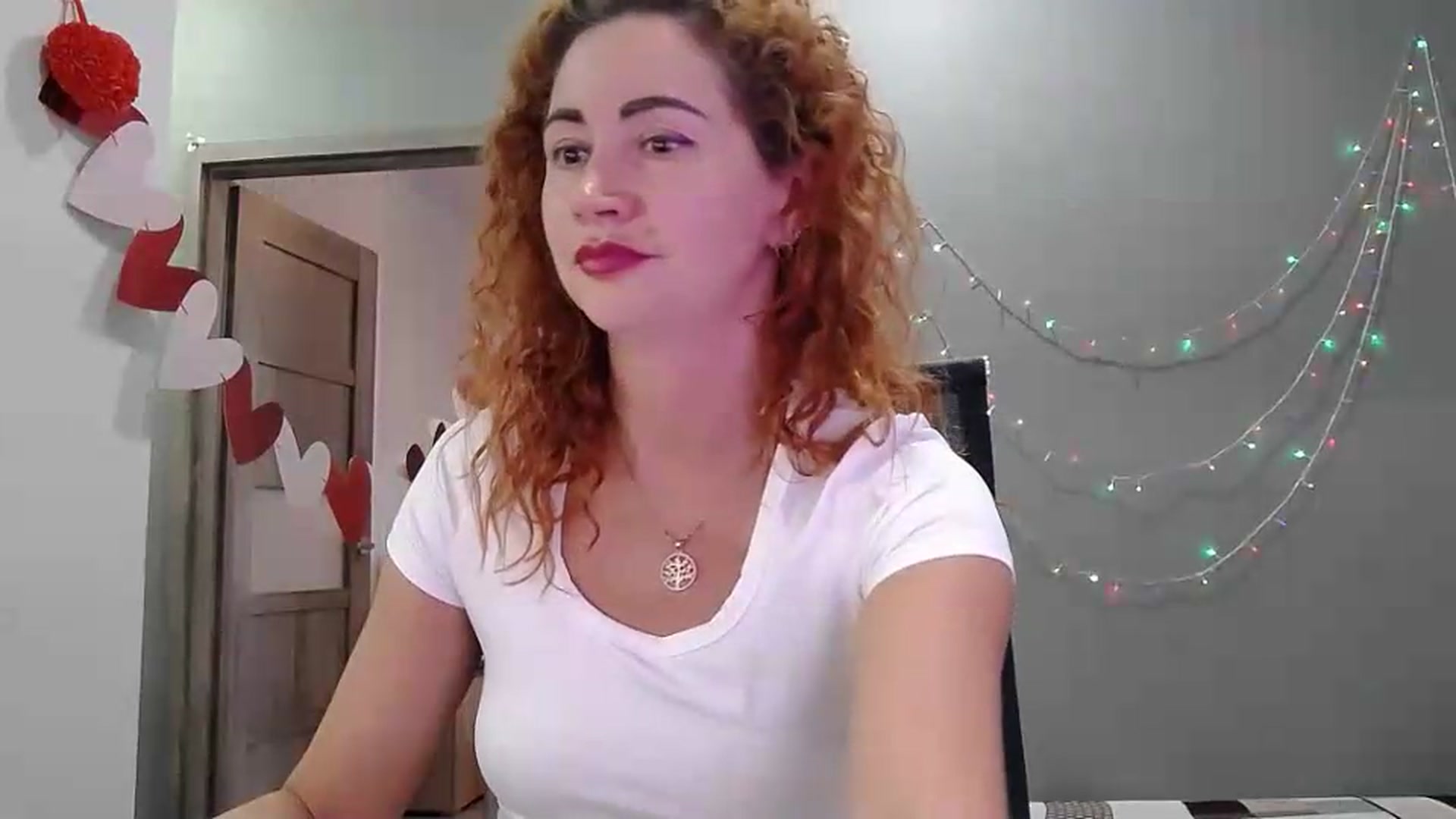 Gallery image thumbnail from XeniaMilf's myfreecams stream on, 07/31/2026, 14:26 image 16 of 20