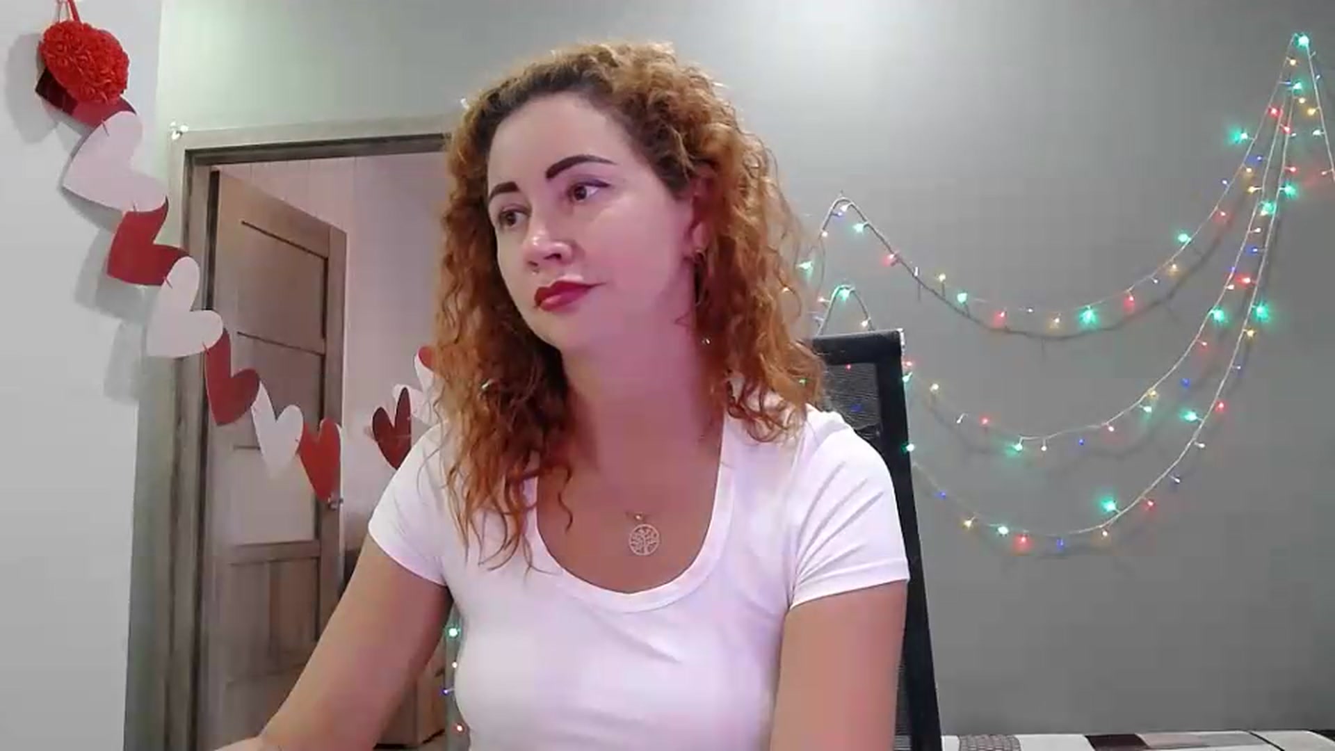 Gallery image thumbnail from XeniaMilf's myfreecams stream on, 07/31/2026, 14:26 image 15 of 20