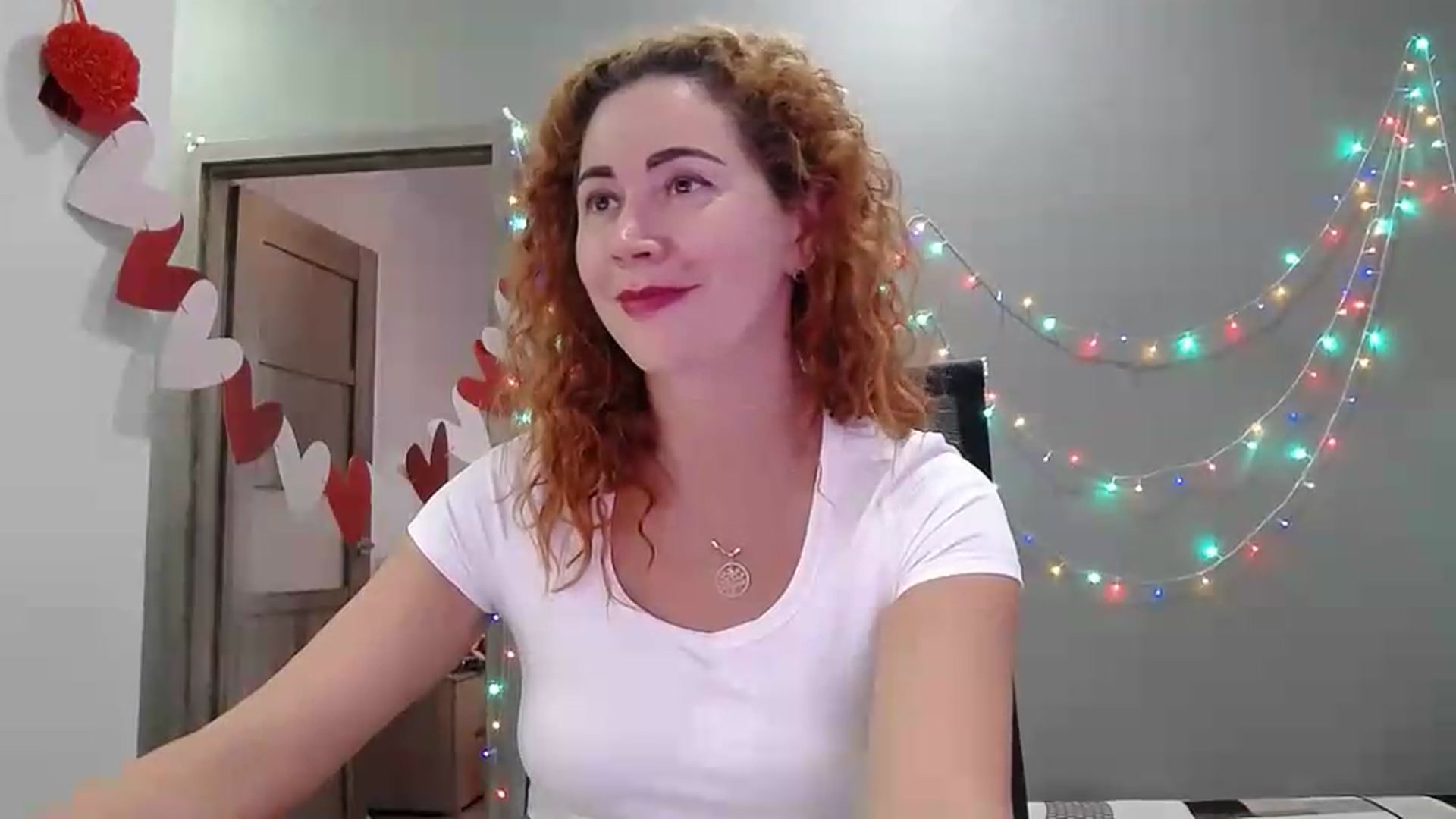 Gallery image thumbnail from XeniaMilf's myfreecams stream on, 07/31/2026, 14:26 image 14 of 20