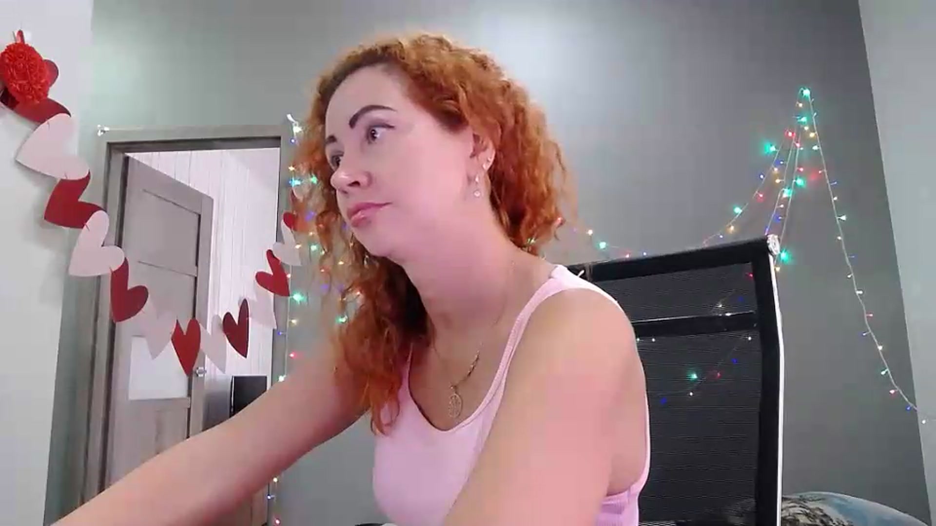 Gallery image thumbnail from XeniaMilf's myfreecams stream on, 08/05/2026, 11:49 image 3 of 20