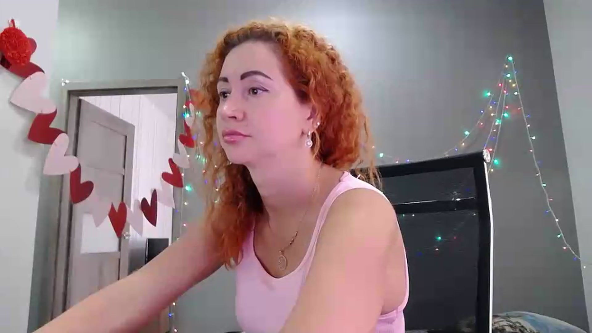 Gallery image thumbnail from XeniaMilf's myfreecams stream on, 08/05/2026, 11:49 image 4 of 20