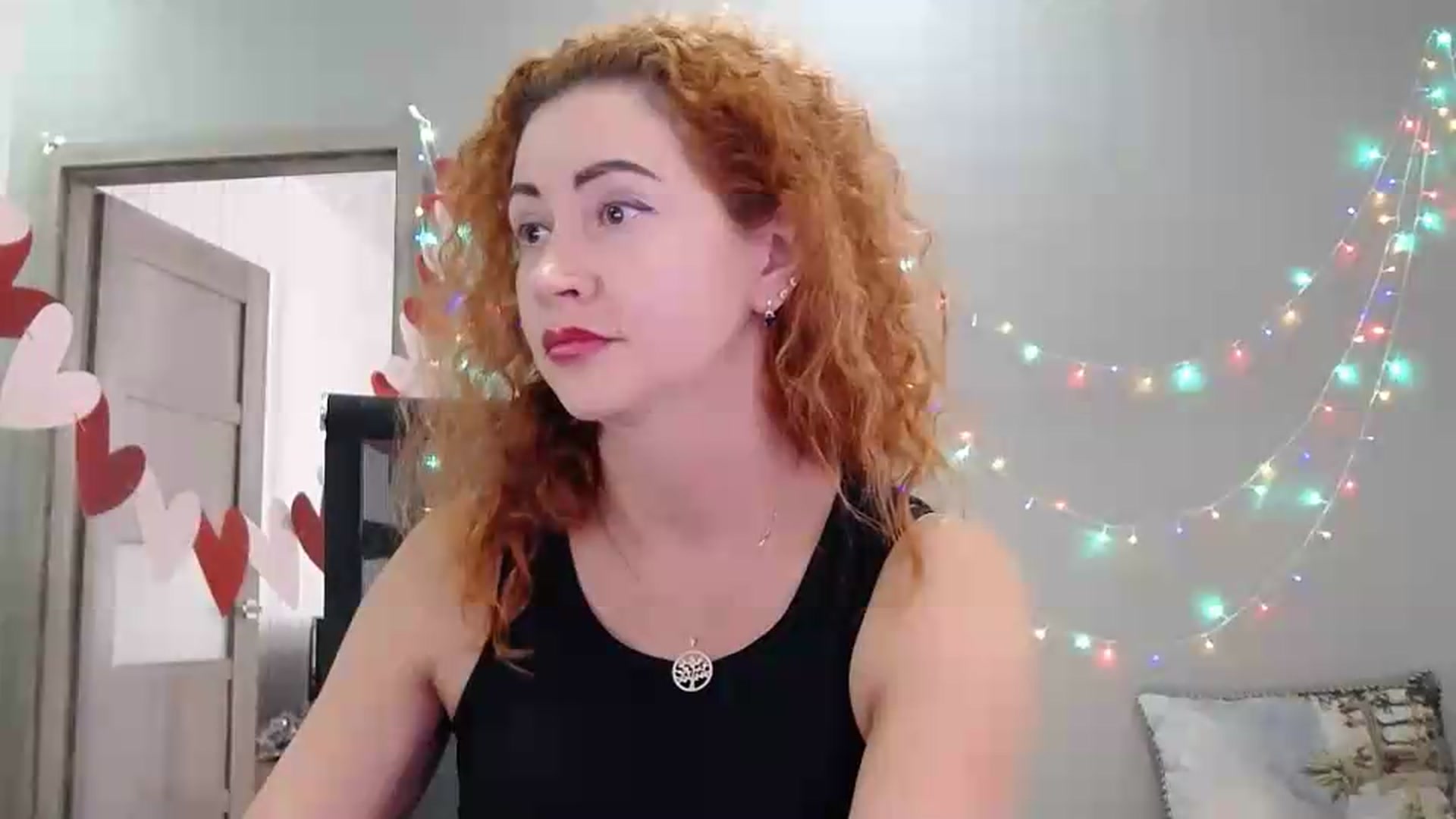 Gallery image thumbnail from XeniaMilf's myfreecams stream on, 08/06/2026, 14:04 image 17 of 20