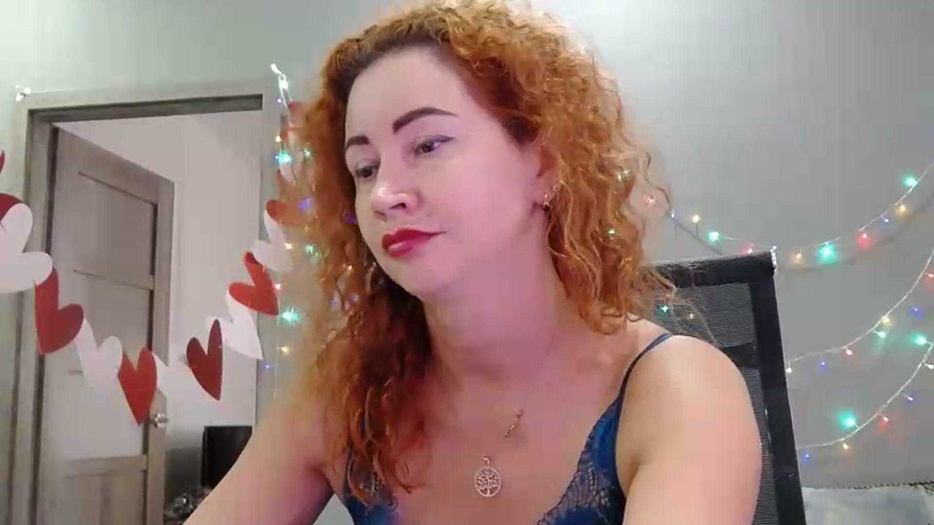 Gallery image thumbnail from XeniaMilf's myfreecams stream on, 08/06/2026, 15:35 image 14 of 20