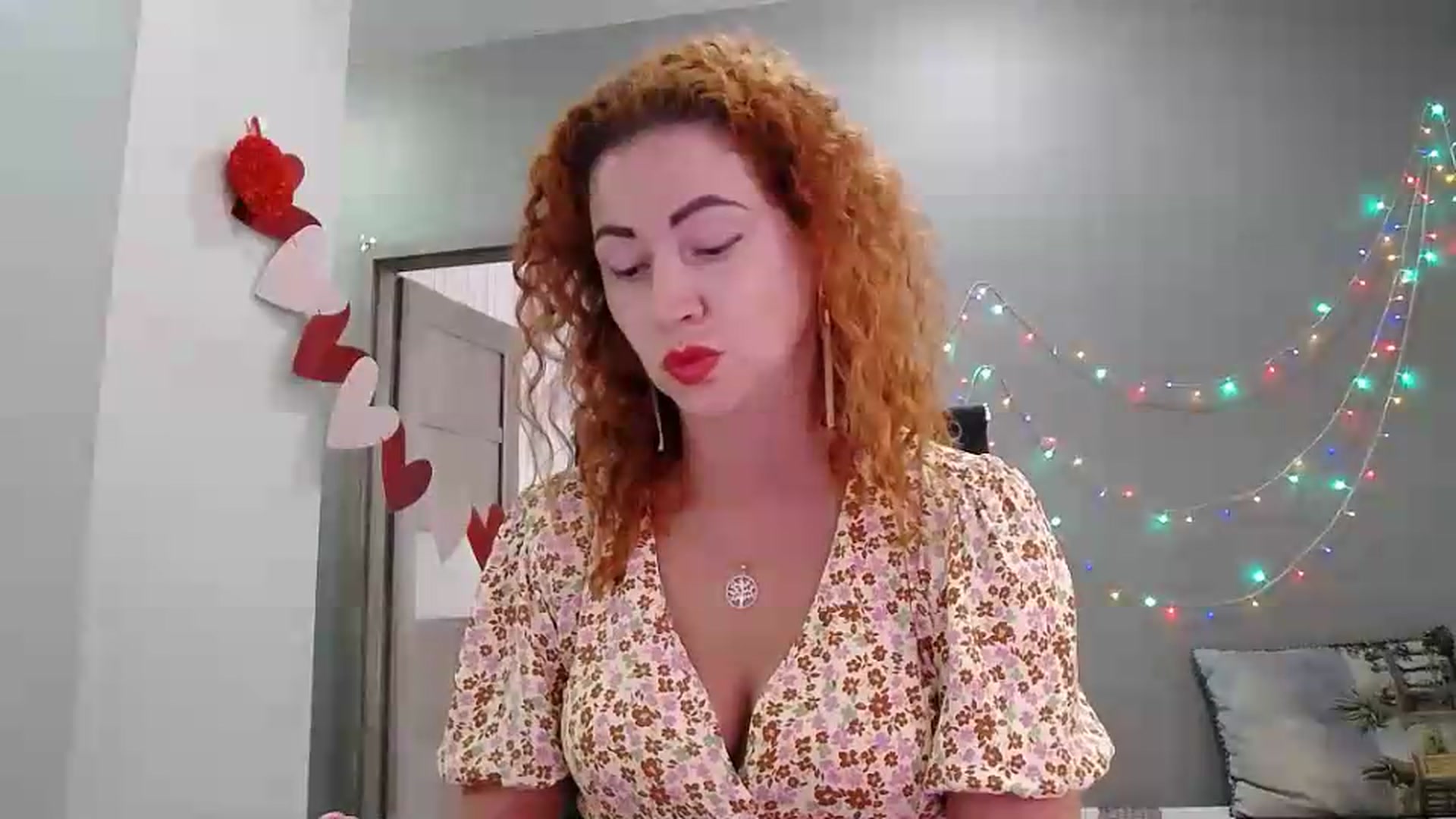 Gallery image thumbnail from XeniaMilf's myfreecams stream on, 08/07/2026, 15:22 image 3 of 20