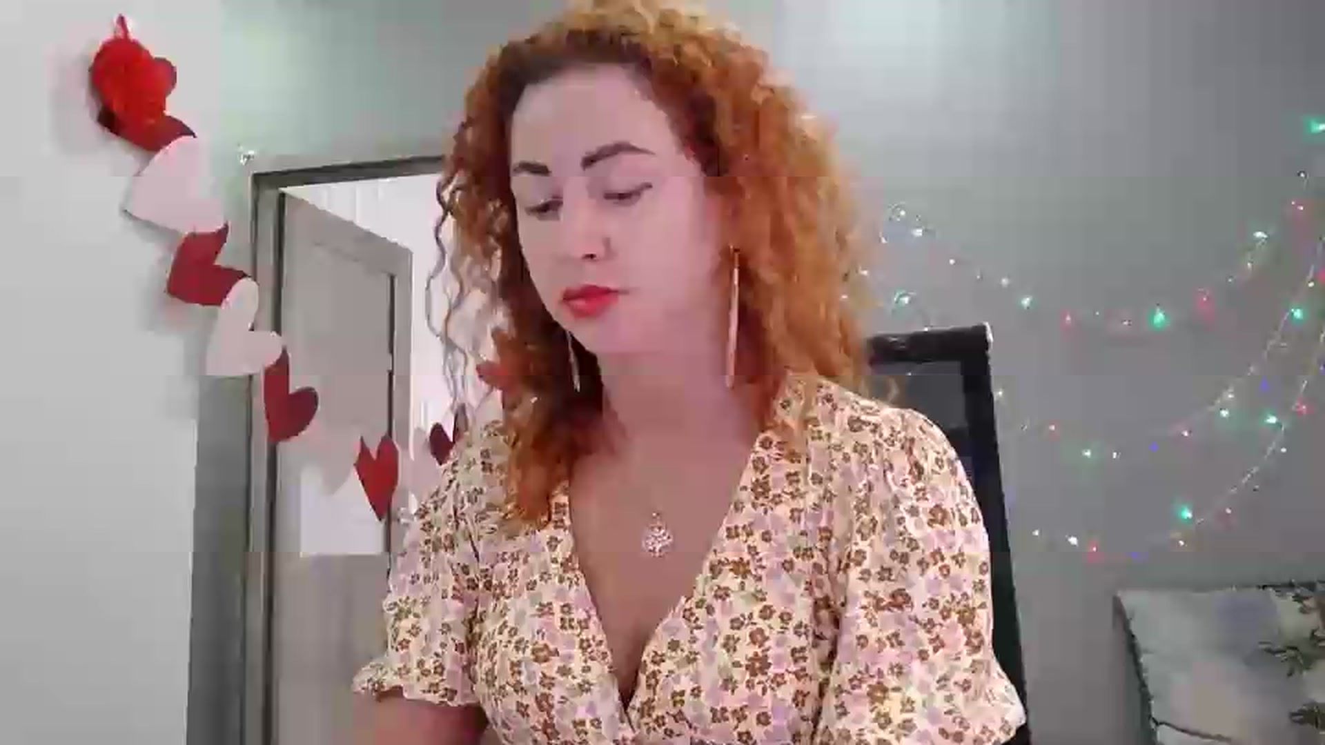 Gallery image thumbnail from XeniaMilf's myfreecams stream on, 08/07/2026, 15:22 image 1 of 20