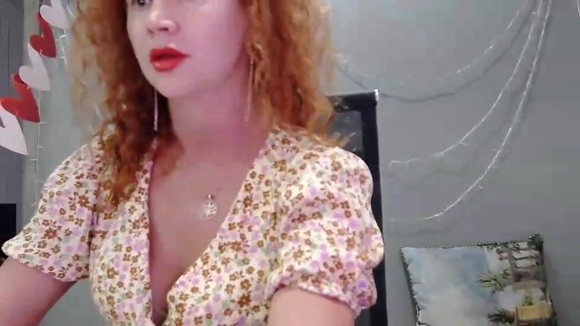 Gallery image thumbnail from XeniaMilf's myfreecams stream on, 08/07/2026, 16:11 image 9 of 20