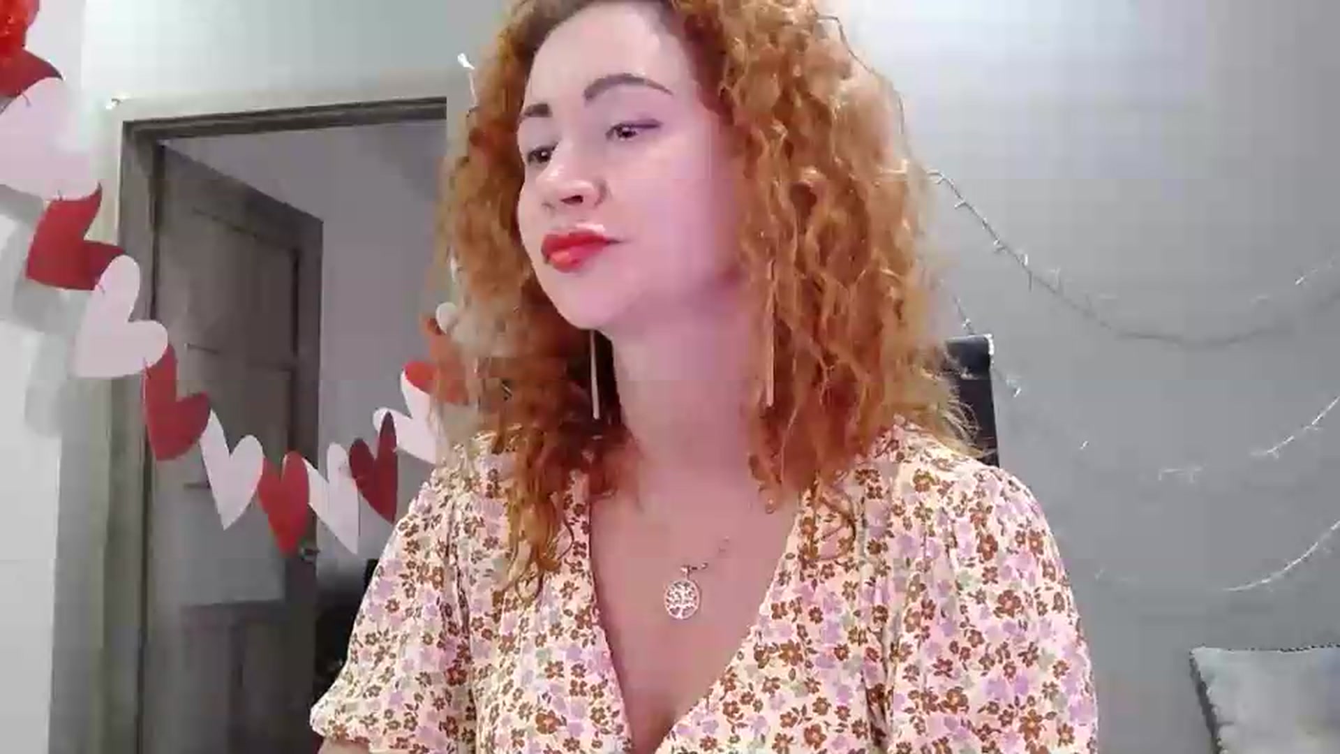 Gallery image thumbnail from XeniaMilf's myfreecams stream on, 08/07/2026, 16:11 image 4 of 20