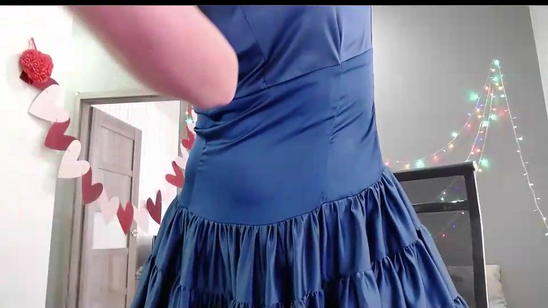Gallery image thumbnail from XeniaMilf's myfreecams stream on, 08/10/2026, 11:31 image 3 of 20