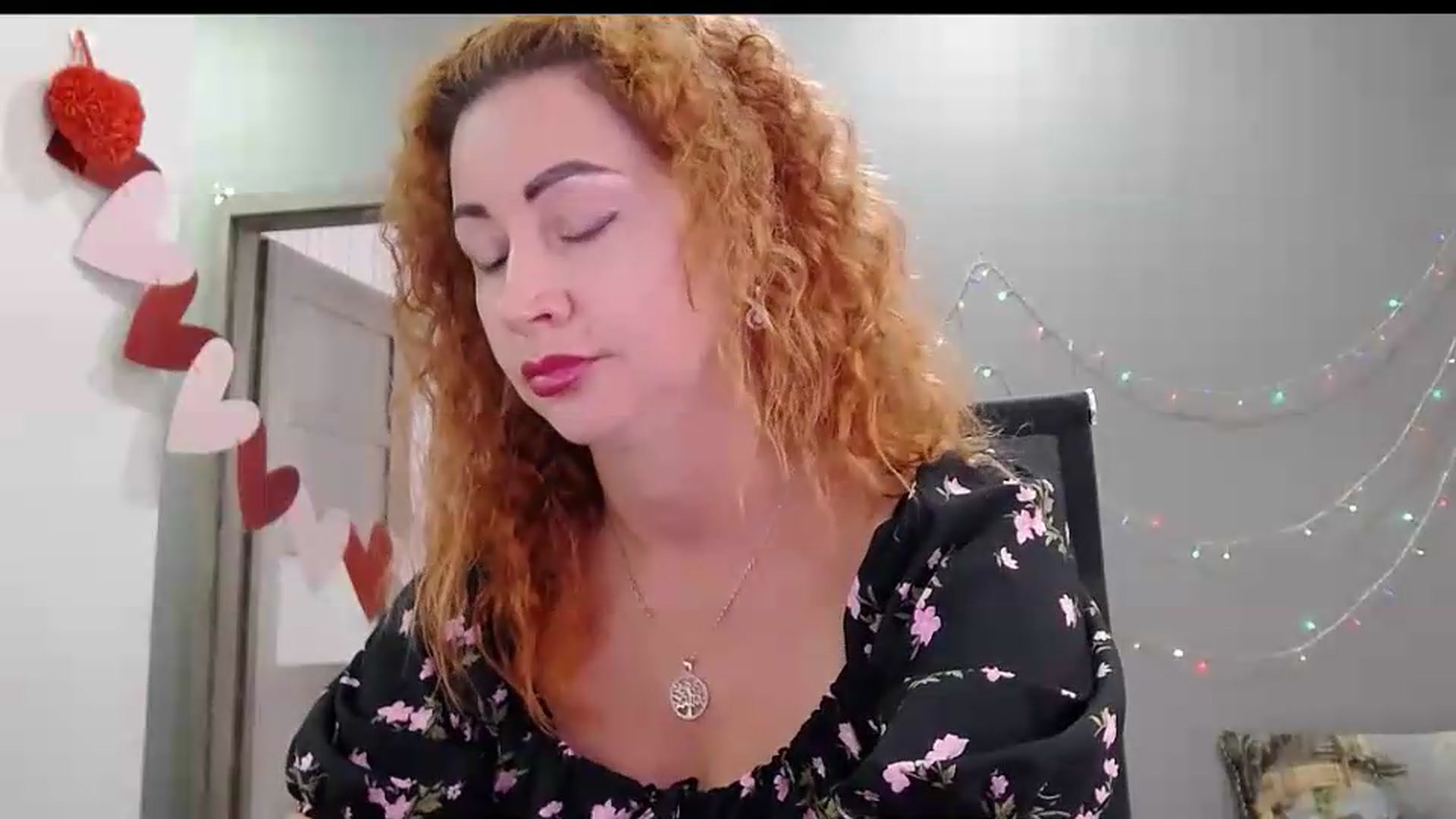 Gallery image thumbnail from XeniaMilf's myfreecams stream on, 08/11/2026, 14:16 image 3 of 20
