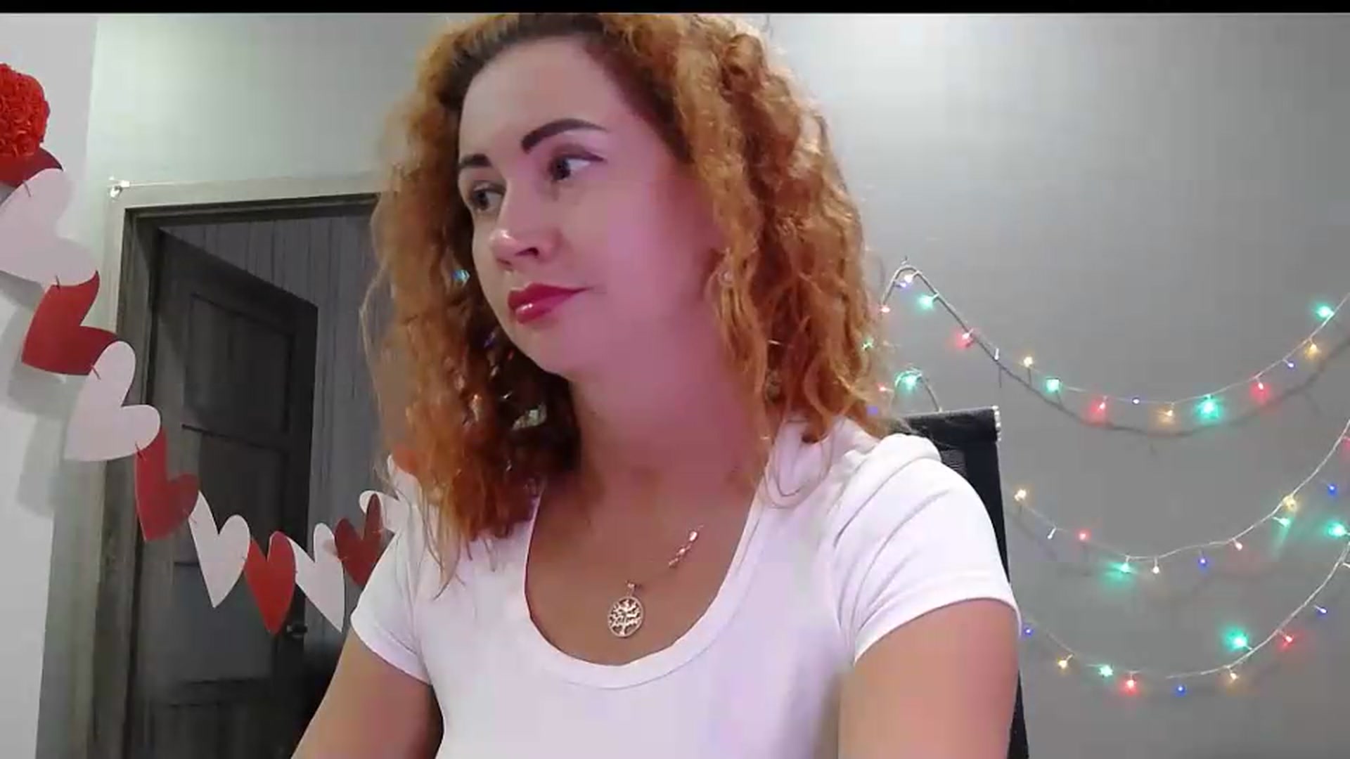 Gallery image thumbnail from XeniaMilf's myfreecams stream on, 08/11/2026, 16:10 image 8 of 20