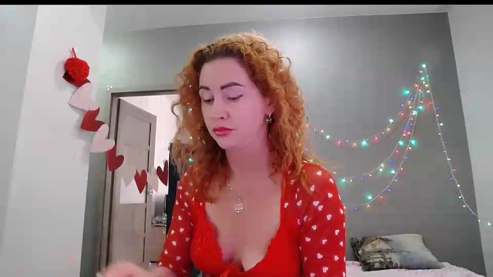 Gallery image thumbnail from XeniaMilf's myfreecams stream on, 08/14/2026, 13:34 image 9 of 20