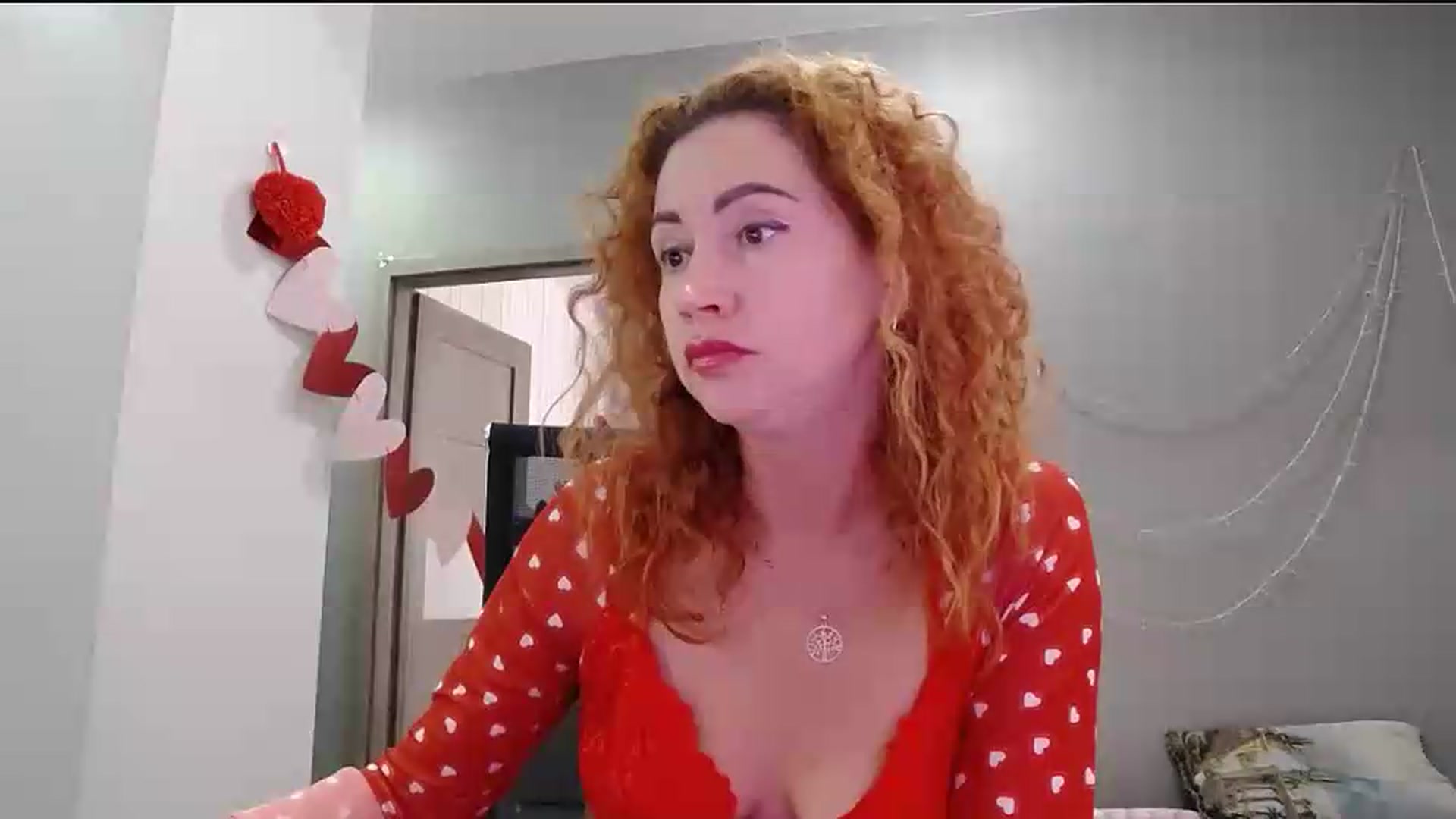 Gallery image thumbnail from XeniaMilf's myfreecams stream on, 08/14/2026, 13:34 image 19 of 20