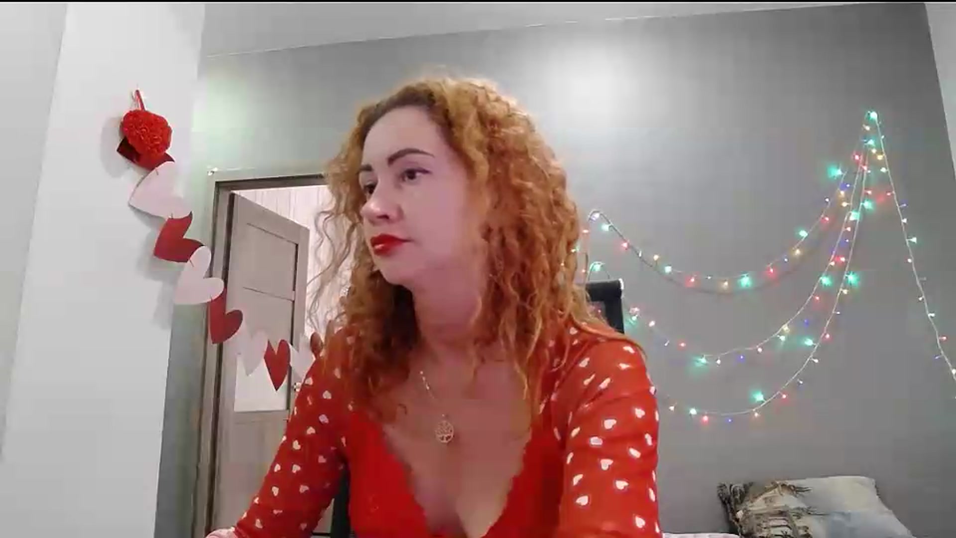 Gallery image thumbnail from XeniaMilf's myfreecams stream on, 08/14/2026, 14:31 image 7 of 20