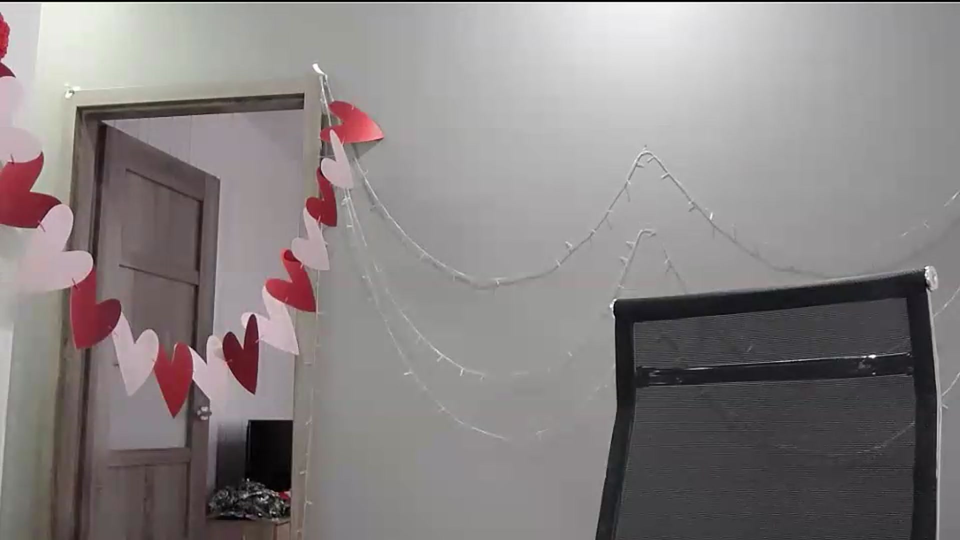 Gallery image thumbnail from XeniaMilf's myfreecams stream on, 08/14/2026, 14:31 image 20 of 20