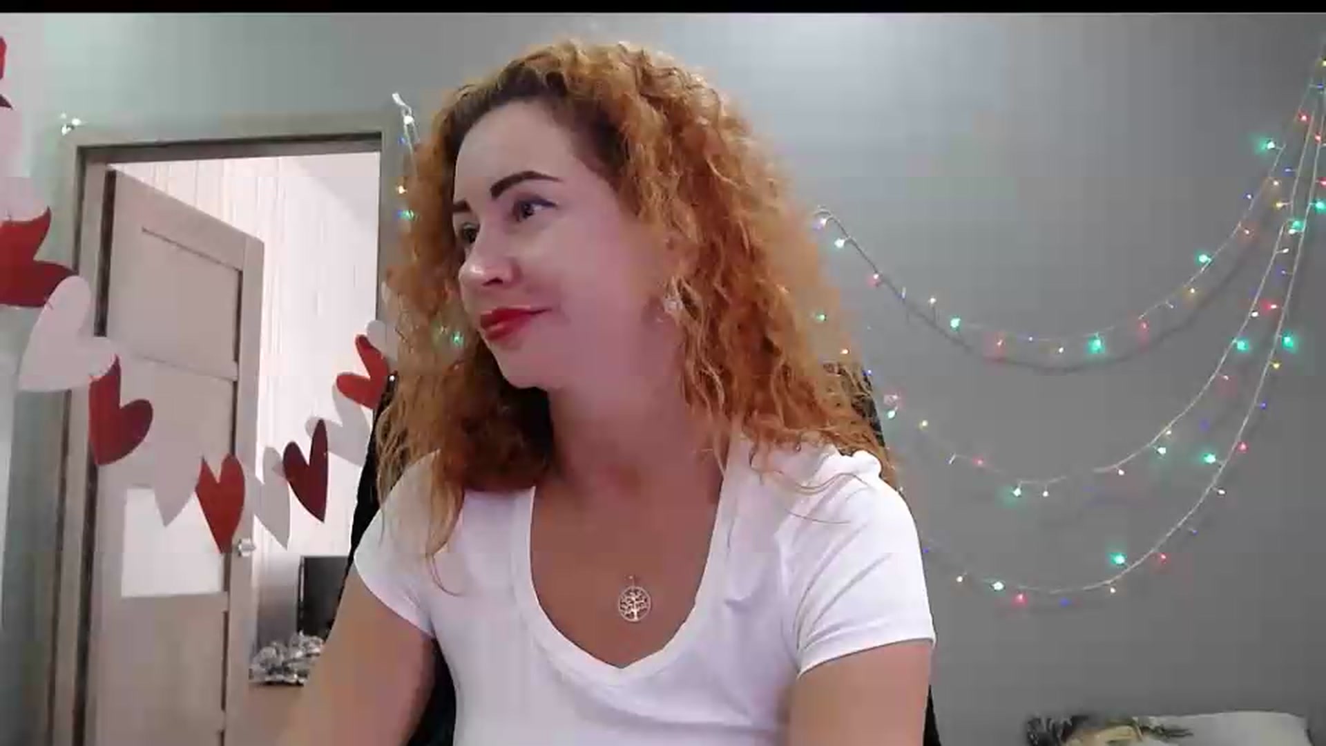 Gallery image thumbnail from XeniaMilf's myfreecams stream on, 08/16/2026, 14:23 image 15 of 20