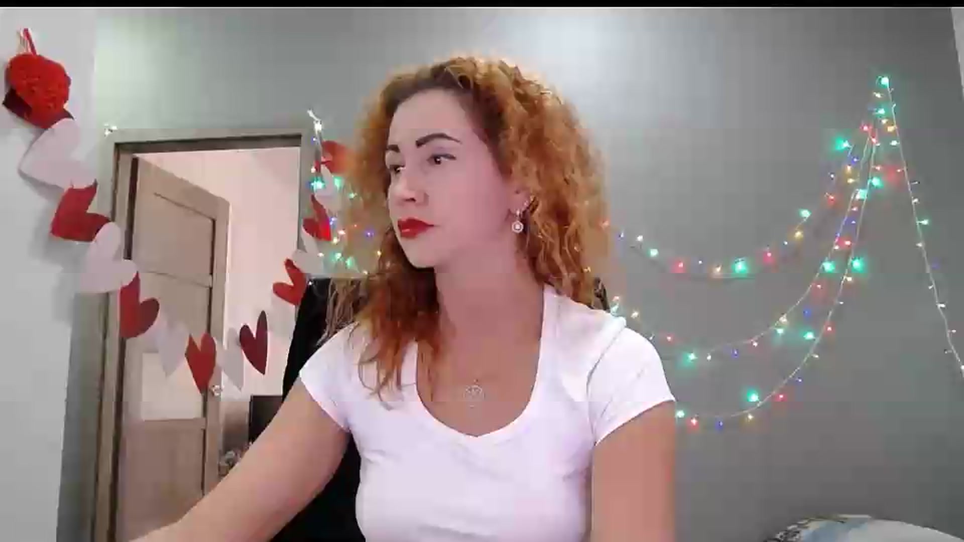 Gallery image thumbnail from XeniaMilf's myfreecams stream on, 08/16/2026, 14:48 image 2 of 20