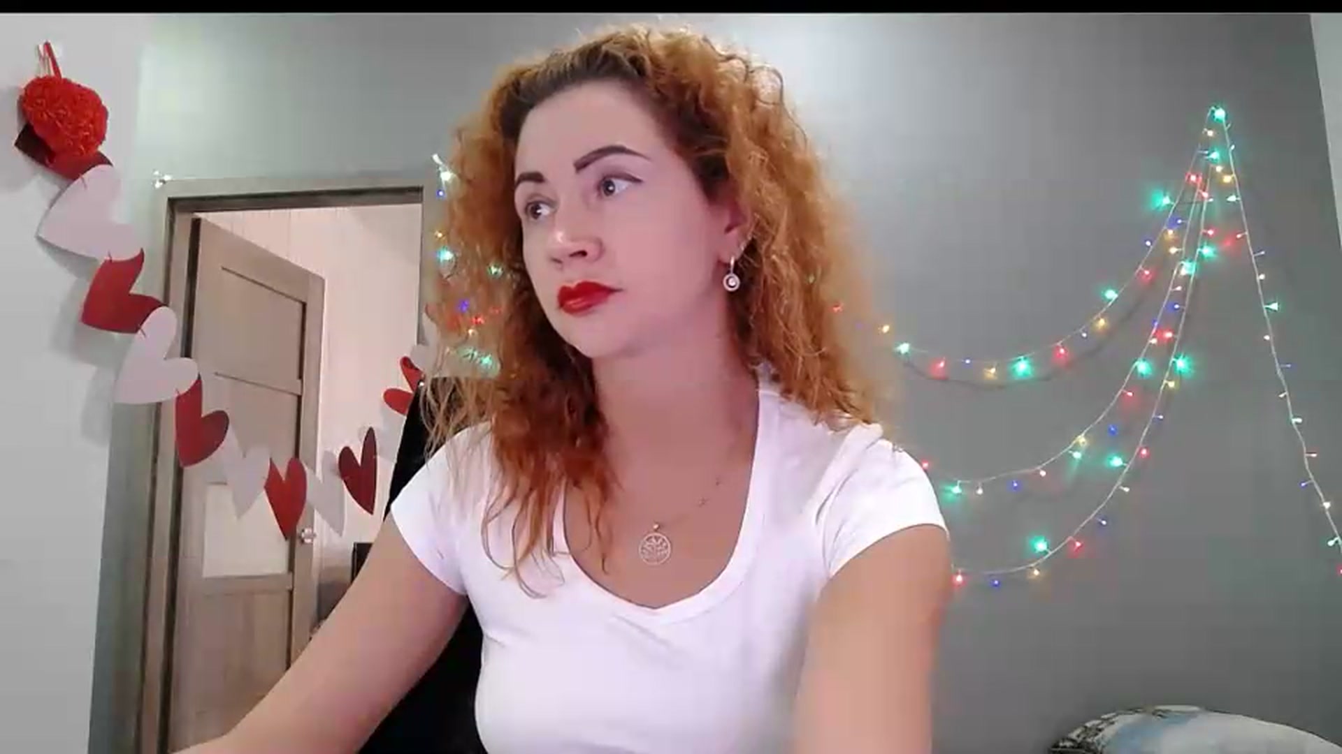 Gallery image thumbnail from XeniaMilf's myfreecams stream on, 08/16/2026, 14:48 image 7 of 20