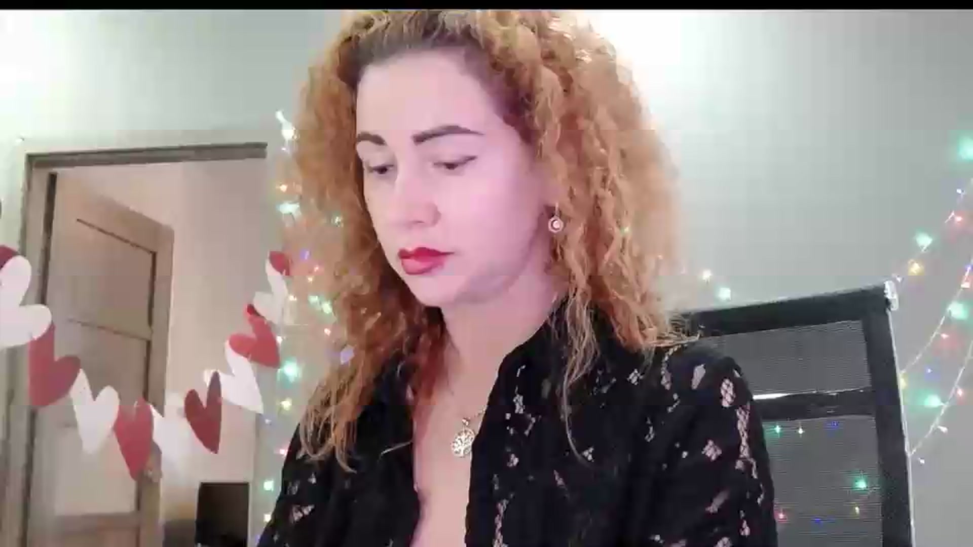 Gallery image thumbnail from XeniaMilf's myfreecams stream on, 08/16/2026, 15:35 image 19 of 20
