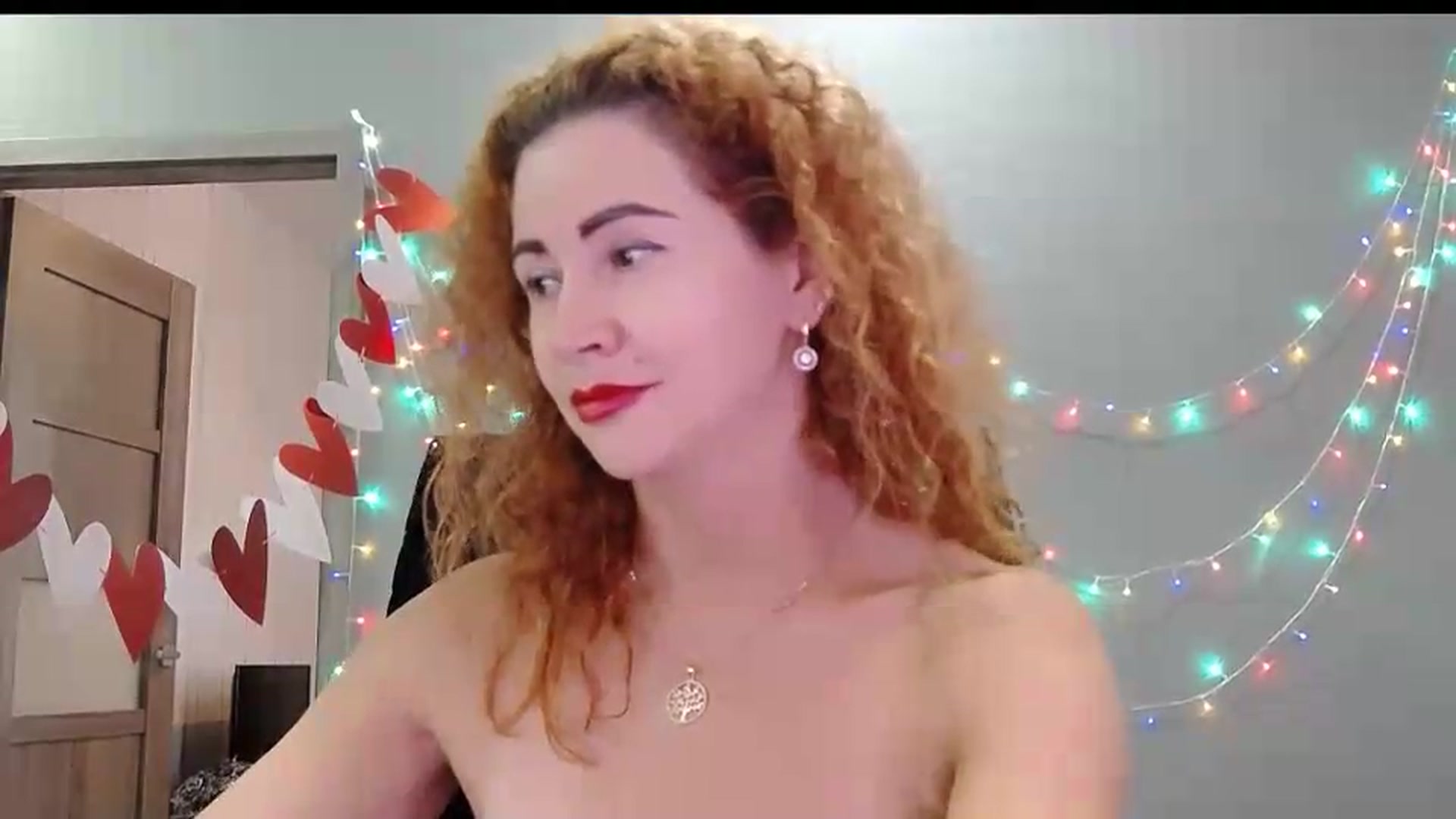 Gallery image thumbnail from XeniaMilf's myfreecams stream on, 08/16/2026, 15:35 image 4 of 20