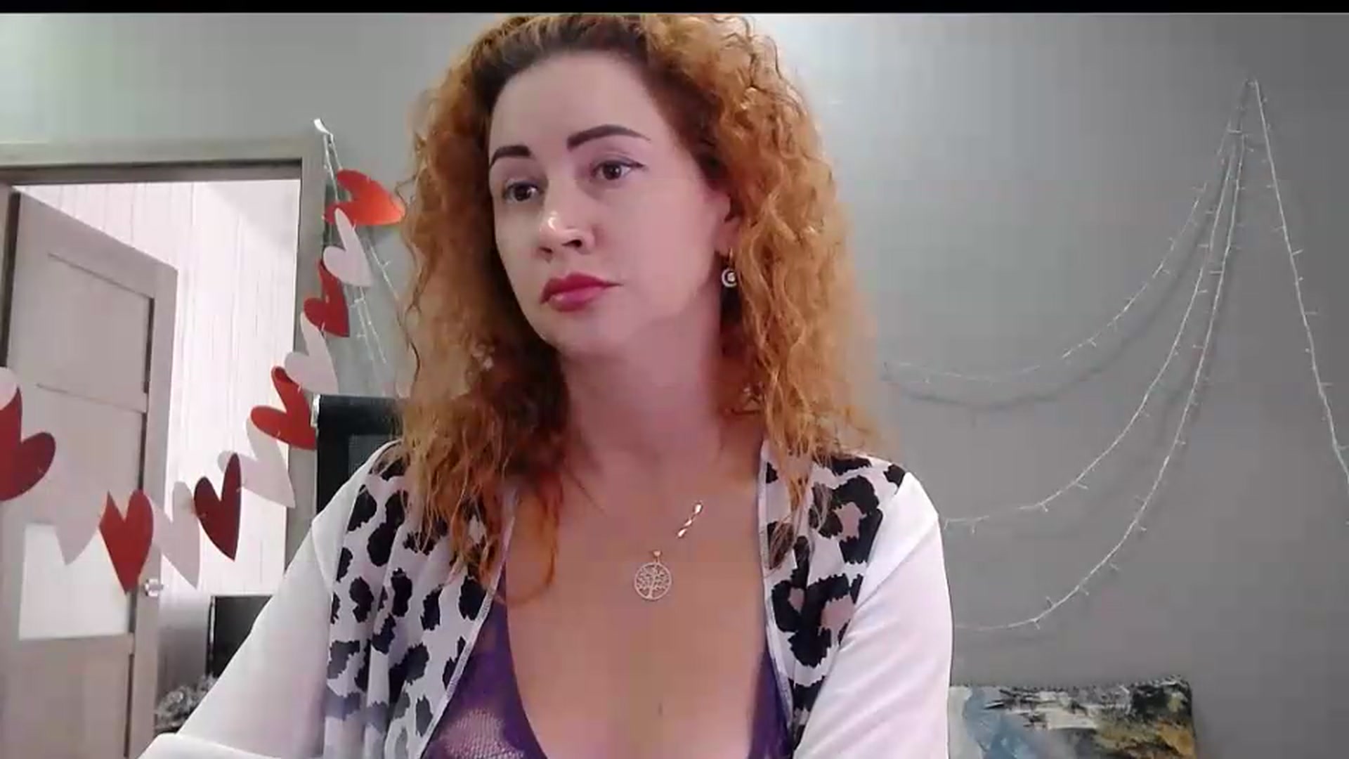 Gallery image thumbnail from XeniaMilf's myfreecams stream on, 08/17/2026, 13:33 image 11 of 20
