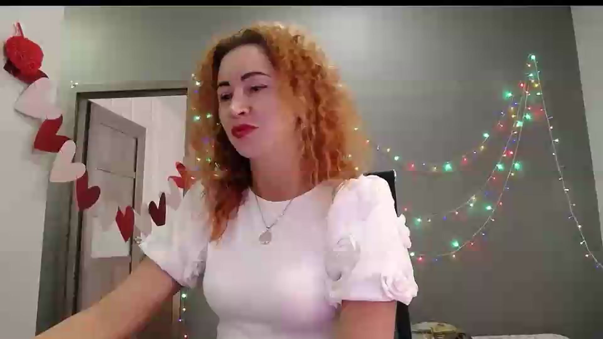 Gallery image thumbnail from XeniaMilf's myfreecams stream on, 08/20/2026, 15:14 image 1 of 20