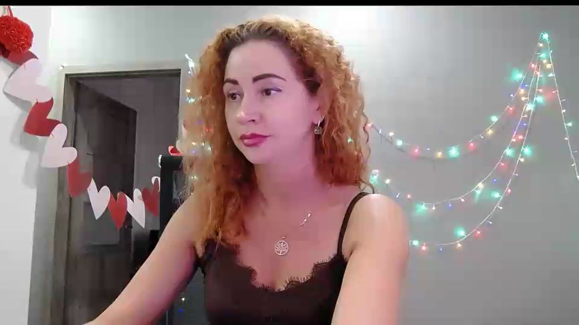 Gallery image thumbnail from XeniaMilf's myfreecams stream on, 08/21/2026, 16:15 image 16 of 20