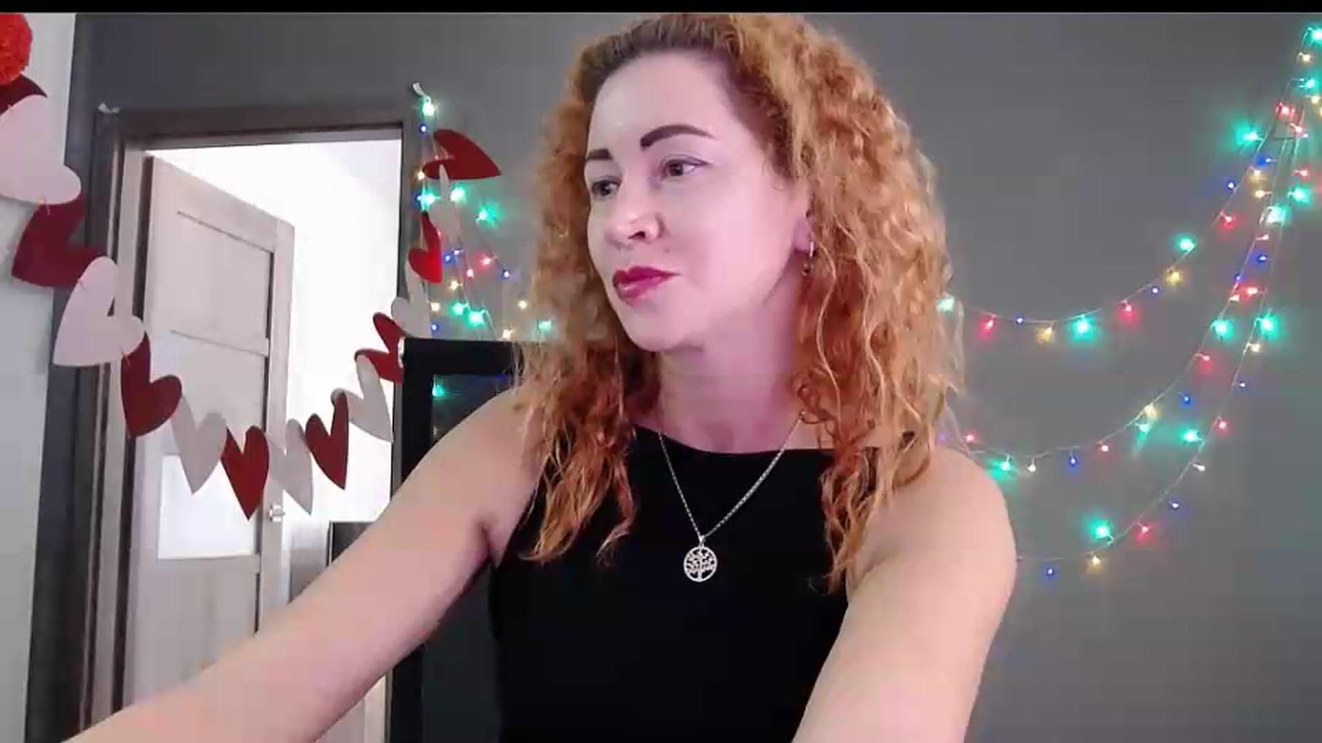 Gallery image thumbnail from XeniaMilf's myfreecams stream on, 08/23/2026, 13:39 image 2 of 20