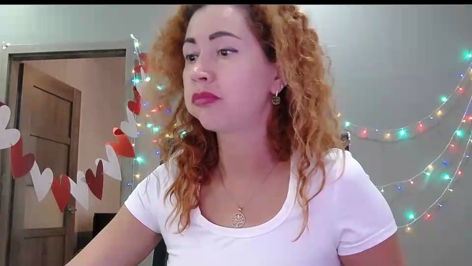 Gallery image thumbnail from XeniaMilf's myfreecams stream on, 08/23/2026, 15:43 image 3 of 20
