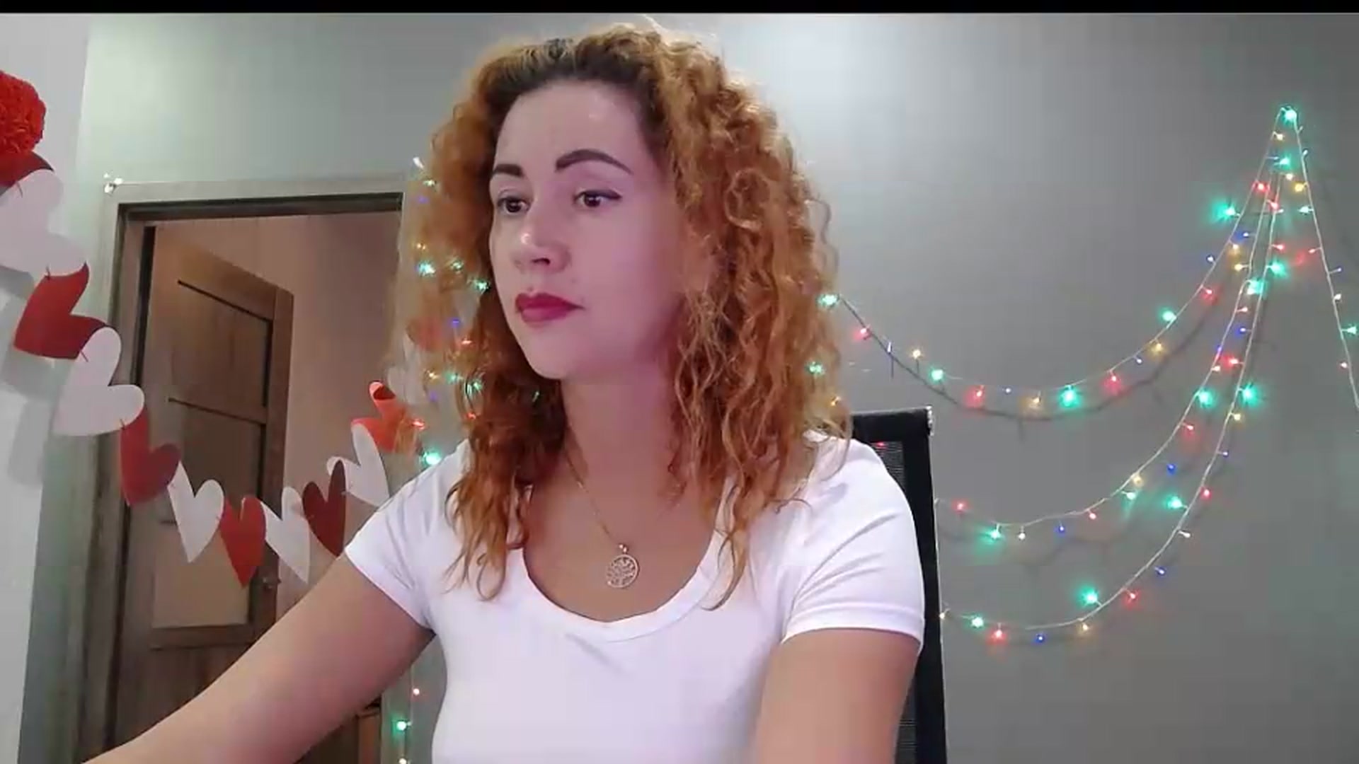 Gallery image thumbnail from XeniaMilf's myfreecams stream on, 08/23/2026, 15:43 image 14 of 20