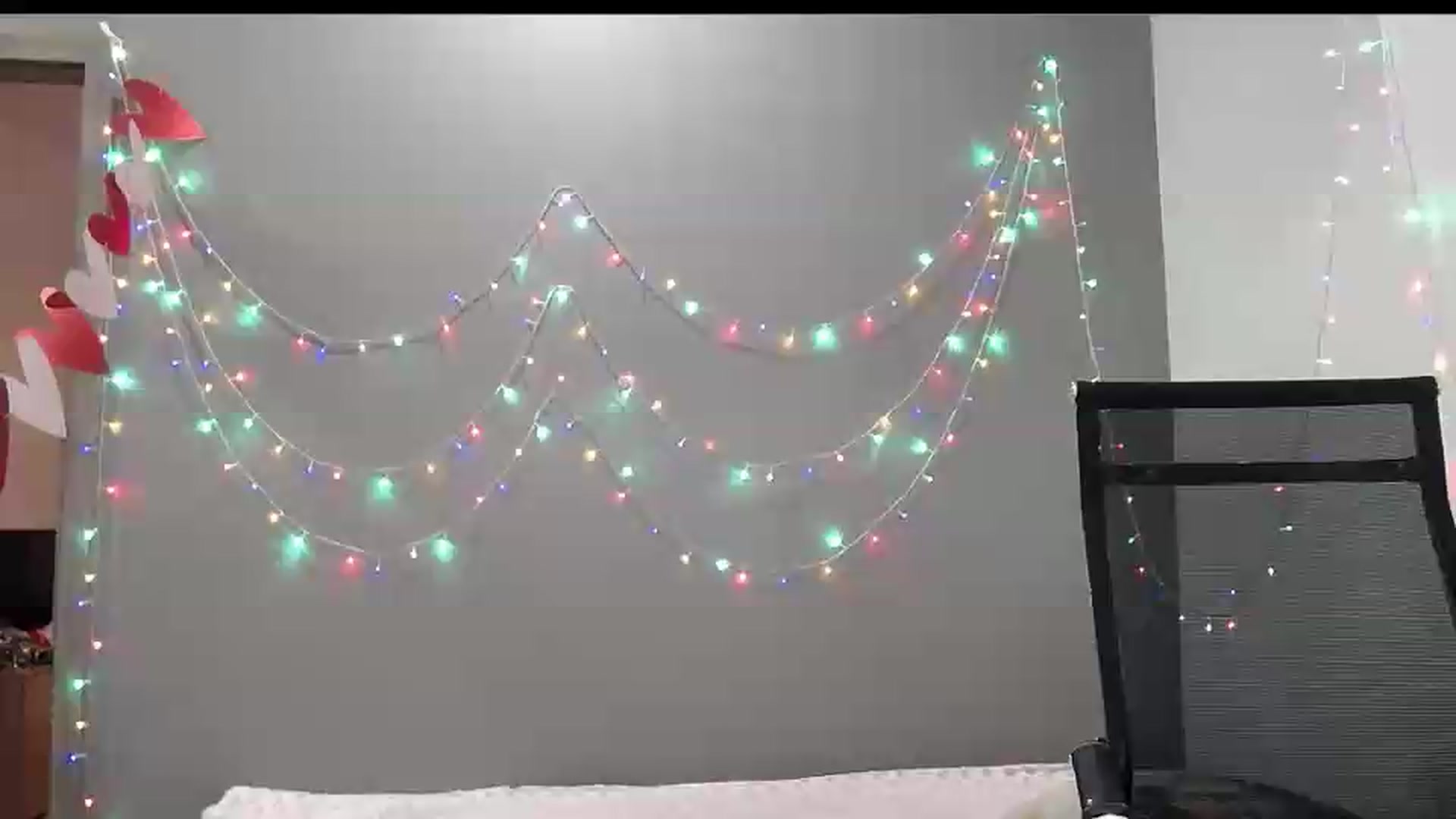 Gallery image thumbnail from XeniaMilf's myfreecams stream on, 08/23/2026, 15:43 image 12 of 20