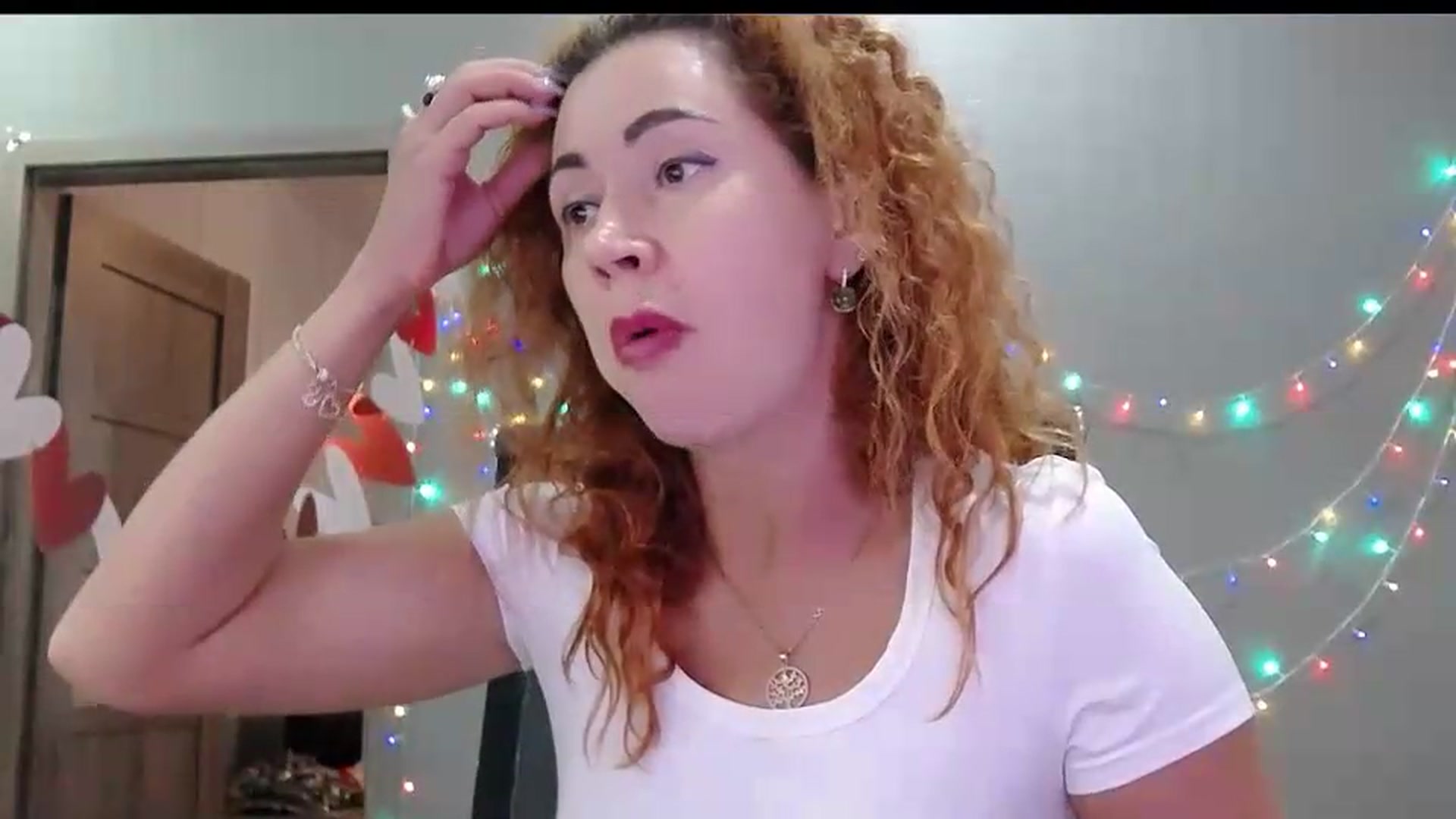 Gallery image thumbnail from XeniaMilf's myfreecams stream on, 08/23/2026, 15:43 image 4 of 20