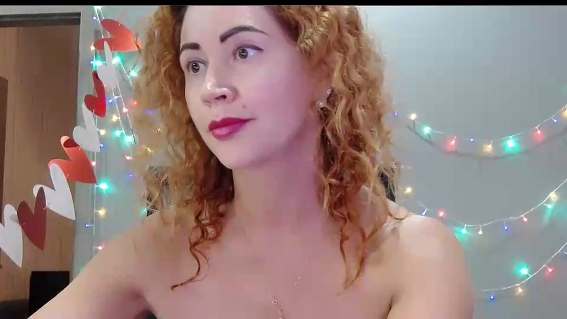 Gallery image thumbnail from XeniaMilf's myfreecams stream on, 08/27/2026, 16:39 image 4 of 20